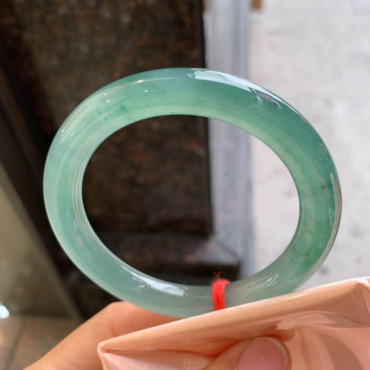 圆条冰油，无裂，尺寸：56.5/9.3/9.5，冰润