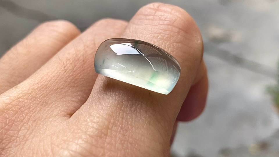 ️ 玻璃种春带彩马鞍形，16.2*7.8*5.3