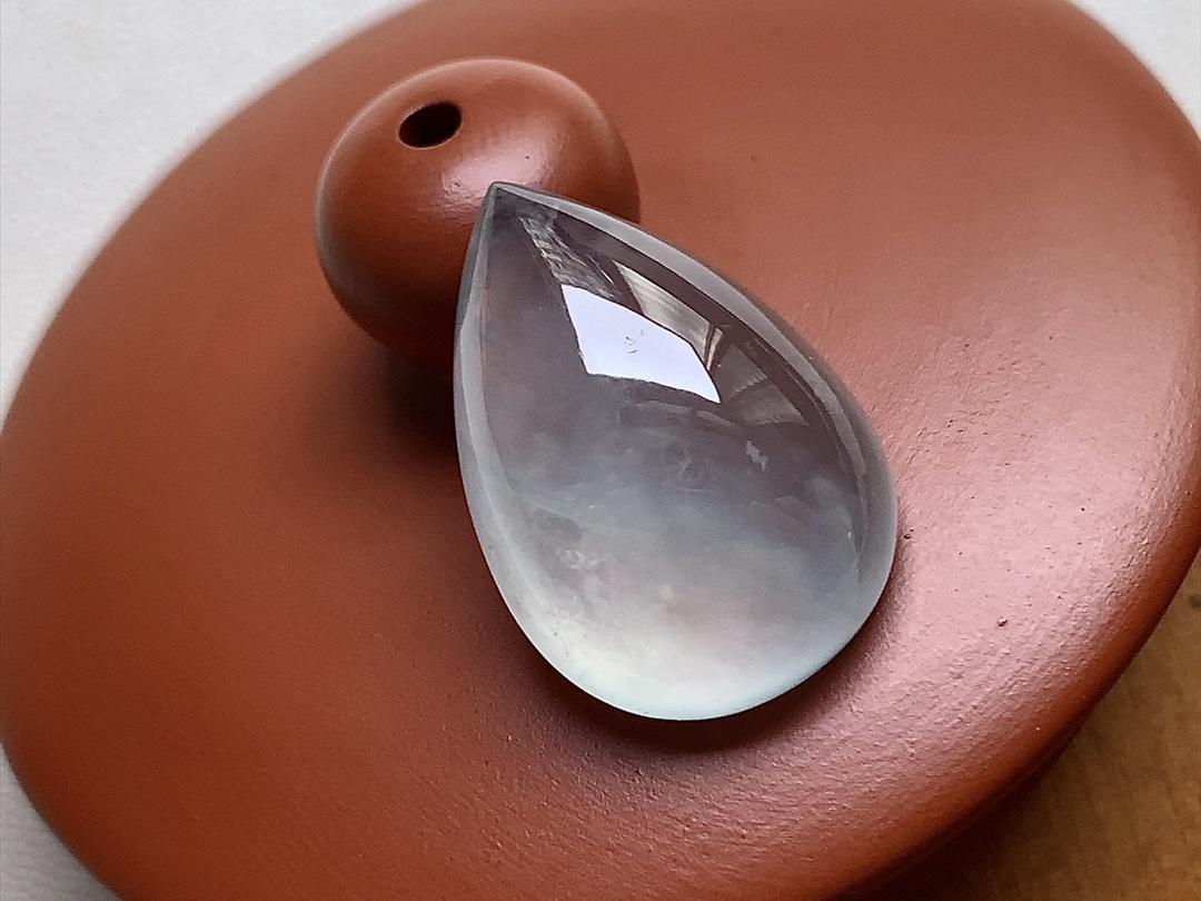 ️ 玻璃种水滴 种水，冰透感十足，尺寸21.4/14.8/7.3 超值