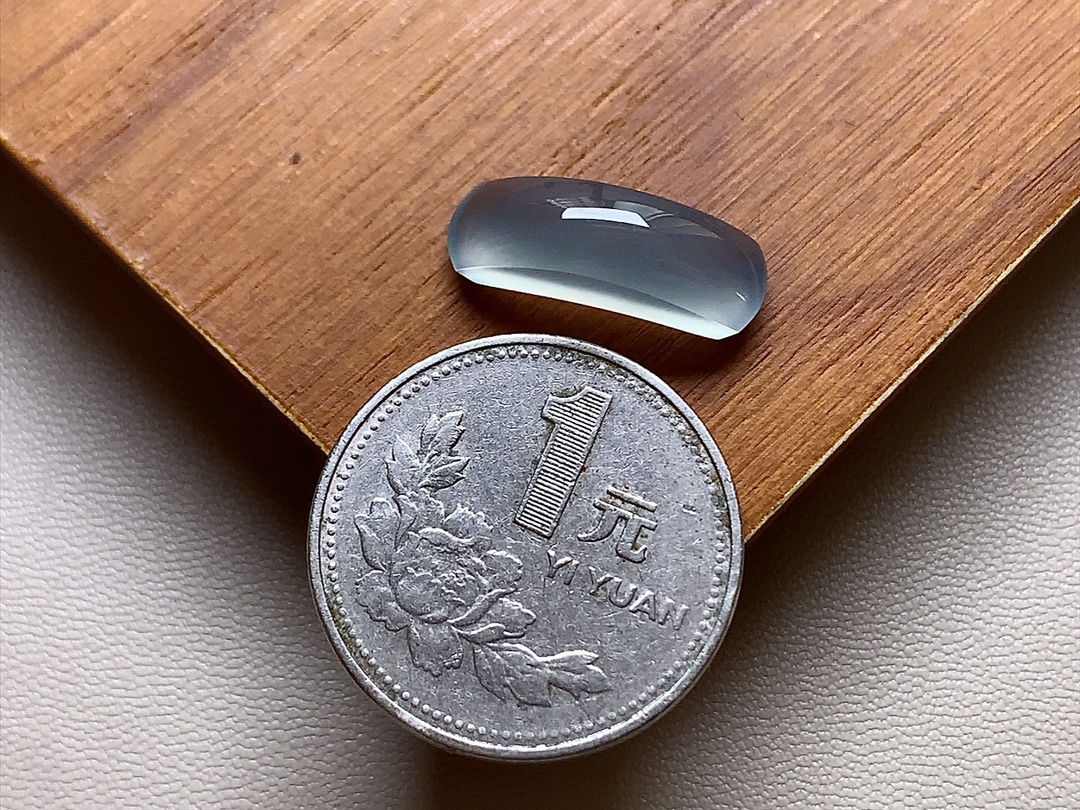 ️ 玻璃种天空蓝马鞍，底色漂亮，冰透起光感，无裂，尺寸19.2/6/6，超值