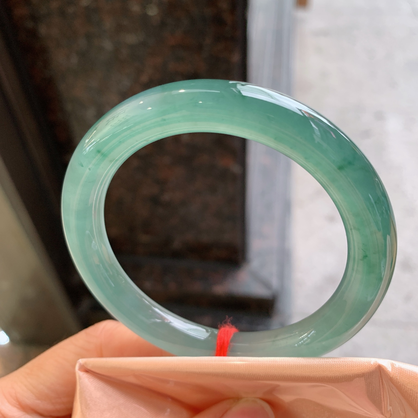 圆条冰油，无裂，尺寸：56.5/9.3/9.5，冰润