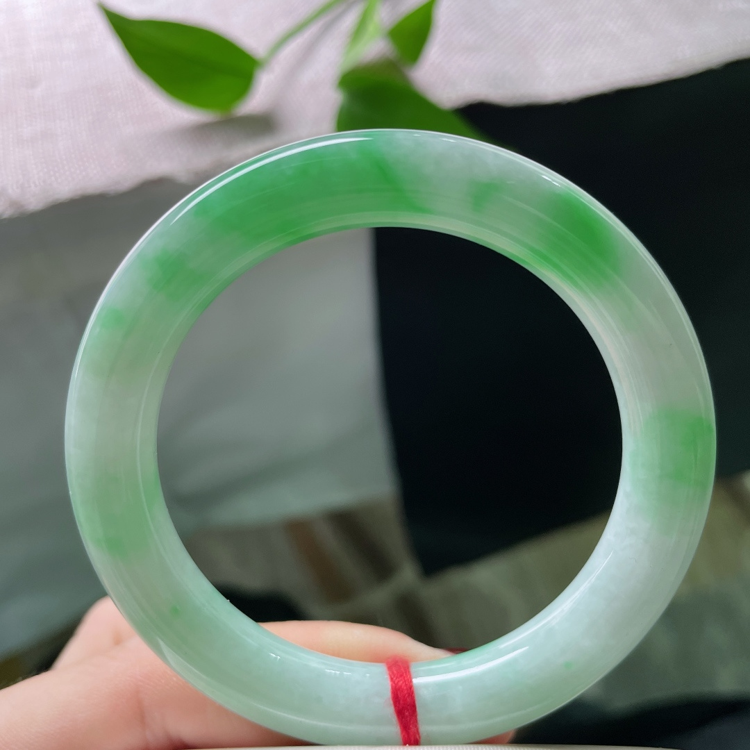 54.7/10.4飘绿圆条，水润，春日色系，清新，甜美，婉间风景，有棉线，ss51276a