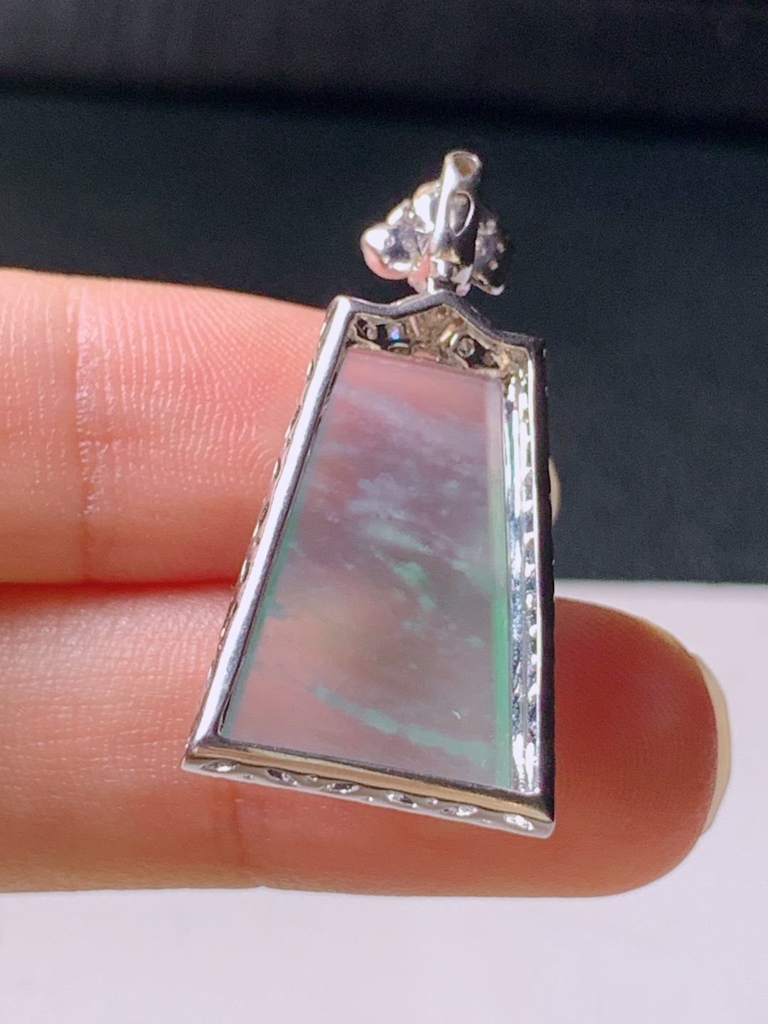 ️ 冰种飘绿无事牌吊坠，无裂通透细腻，裸石19.9-13.3-2.831.3-16.1-6.1