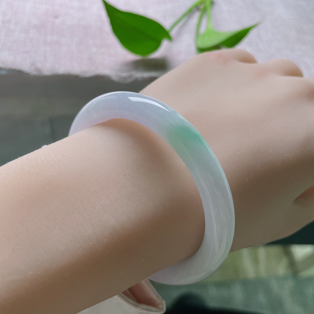 53.7/8.2，粉紫圆条，洒金招财进宝，一抹飘花点缀，洋气十足，皮纹，ss52054a