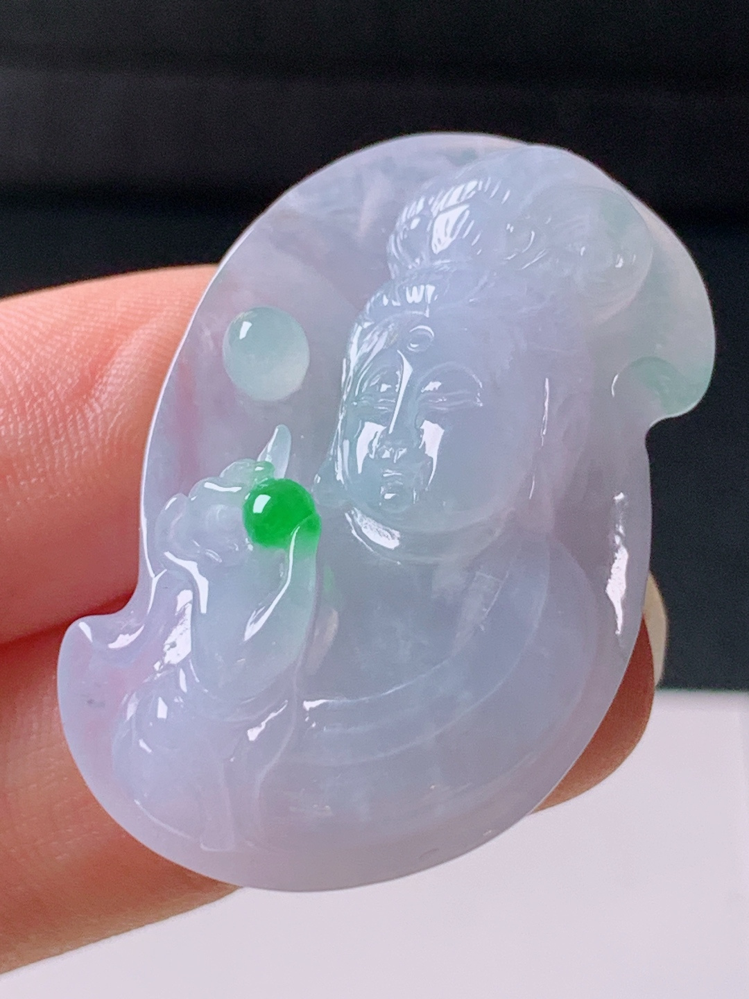 ️ 春带彩观音，无裂色相好，裸石36.1/24.1/9.1