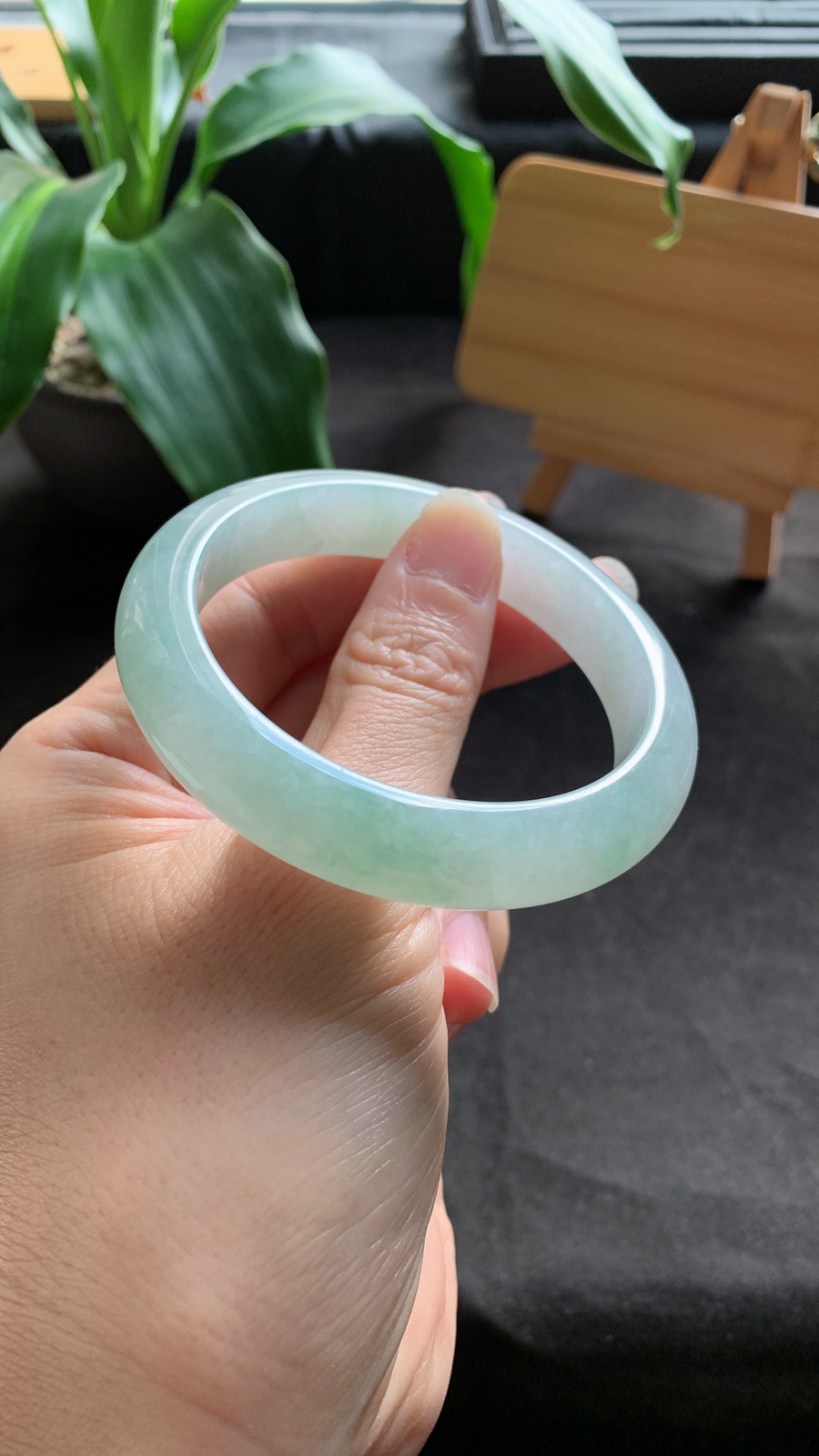 57圈口 天然A货翡翠手镯 种水好 细腻水润