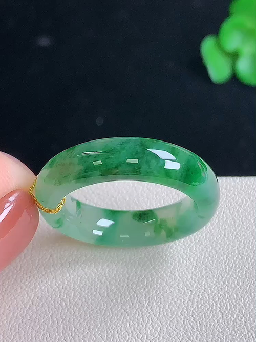  ，冰飘花指环，无裂，尺寸 17.1/5.7/4，14号，№;y281044 25