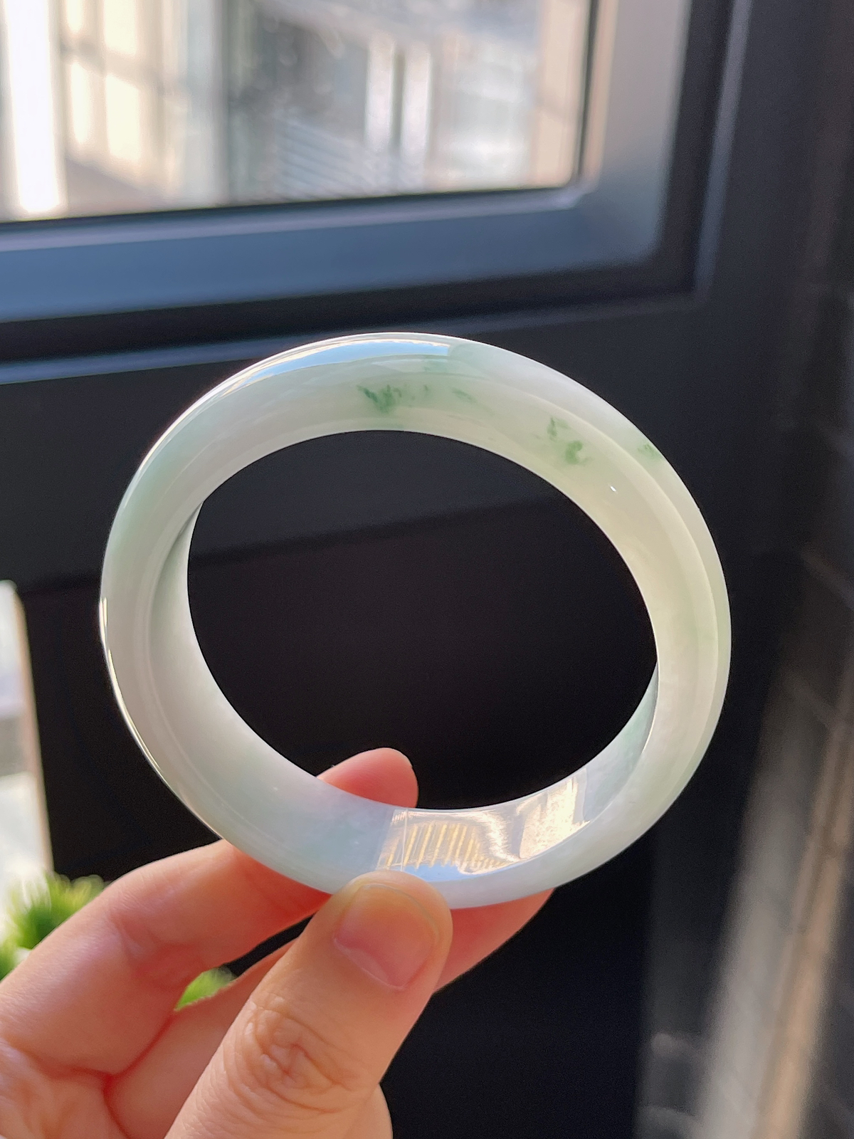 正圈55.4圈口，翡翠糯化种飘花手镯