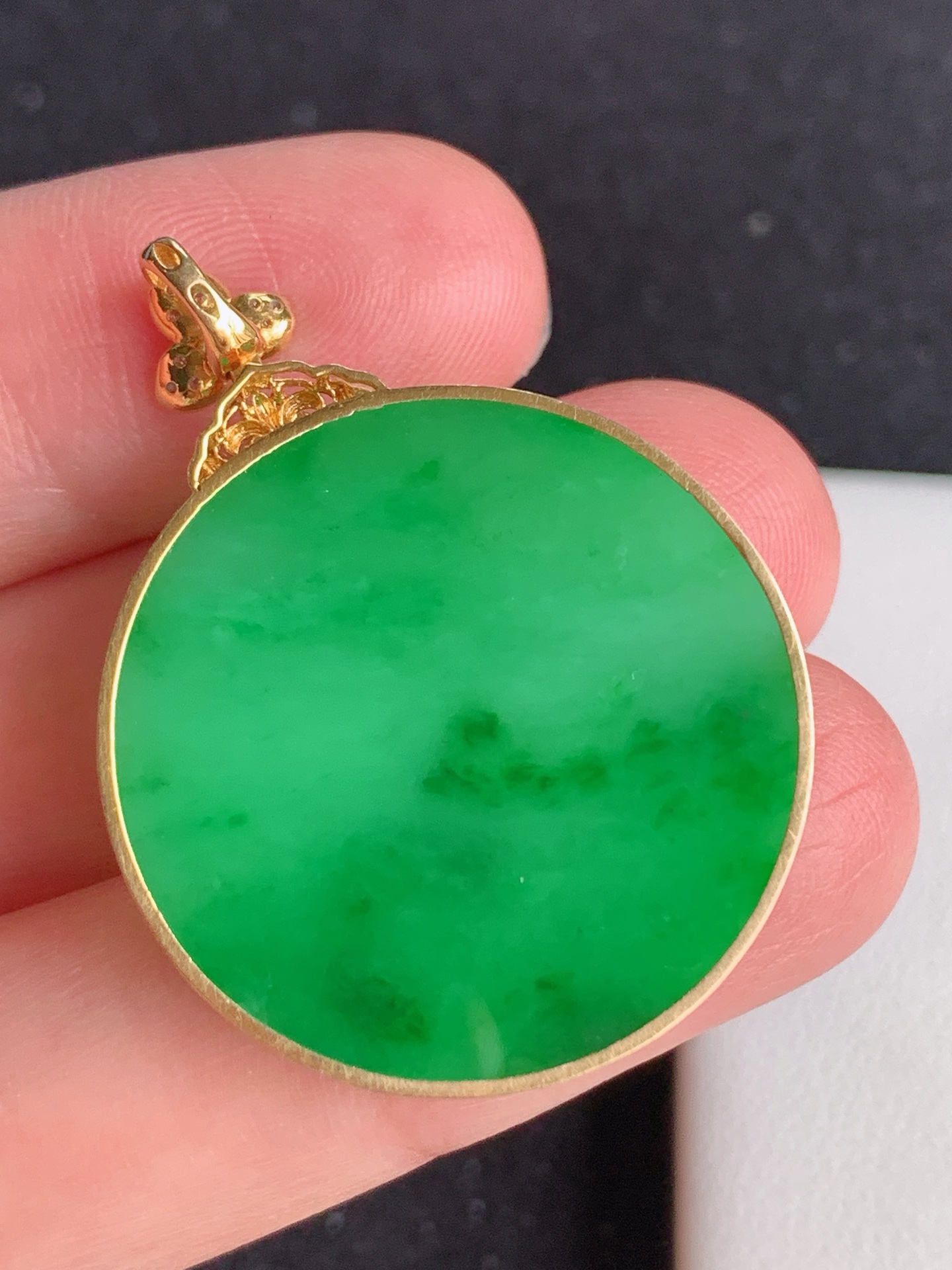 ️，18k镶嵌冰绿无事牌，无裂尺寸：35/8，编号