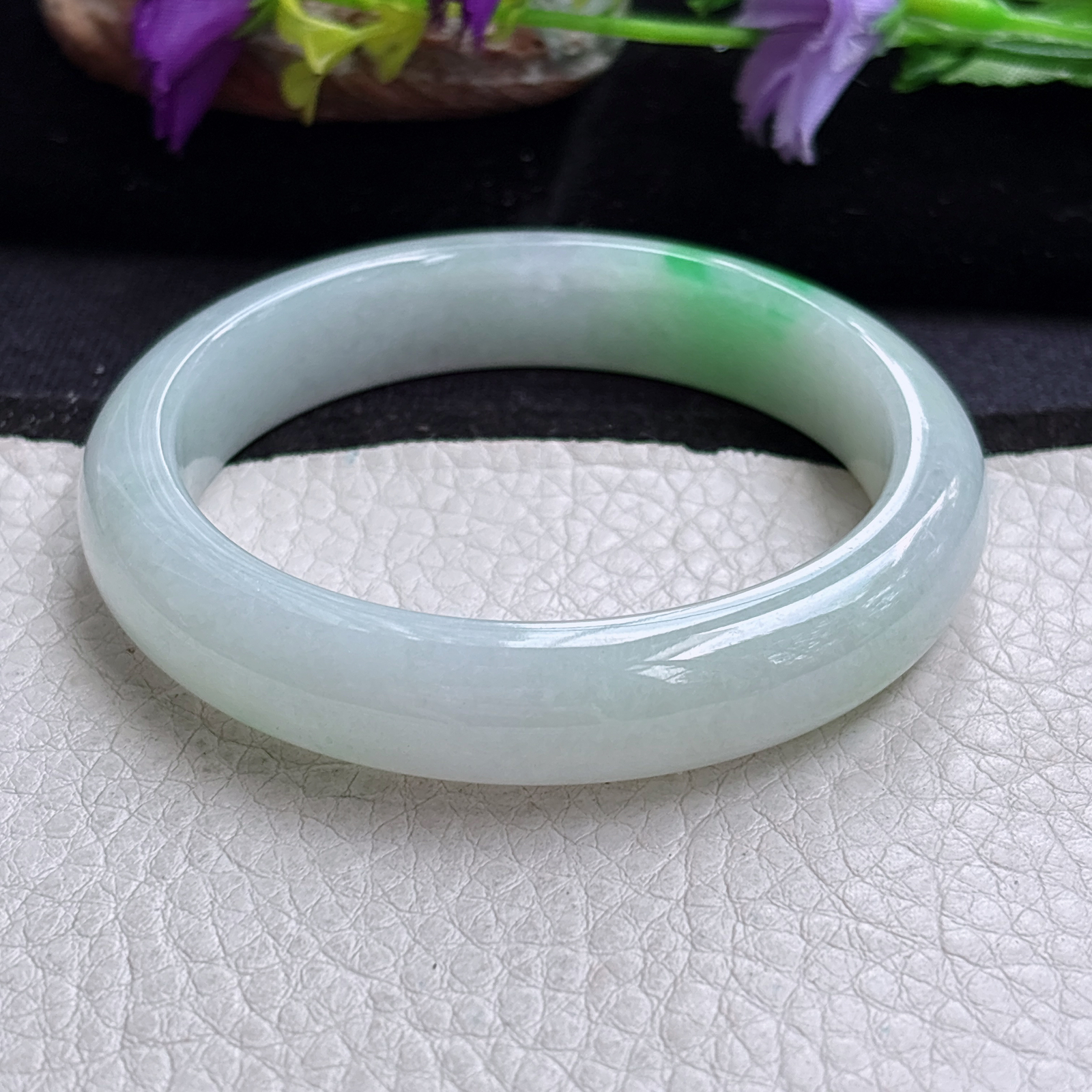 n白底青54.8*12*8平安镯 缅甸翡翠a货手镯飘阳绿秀气正圈玉镯子