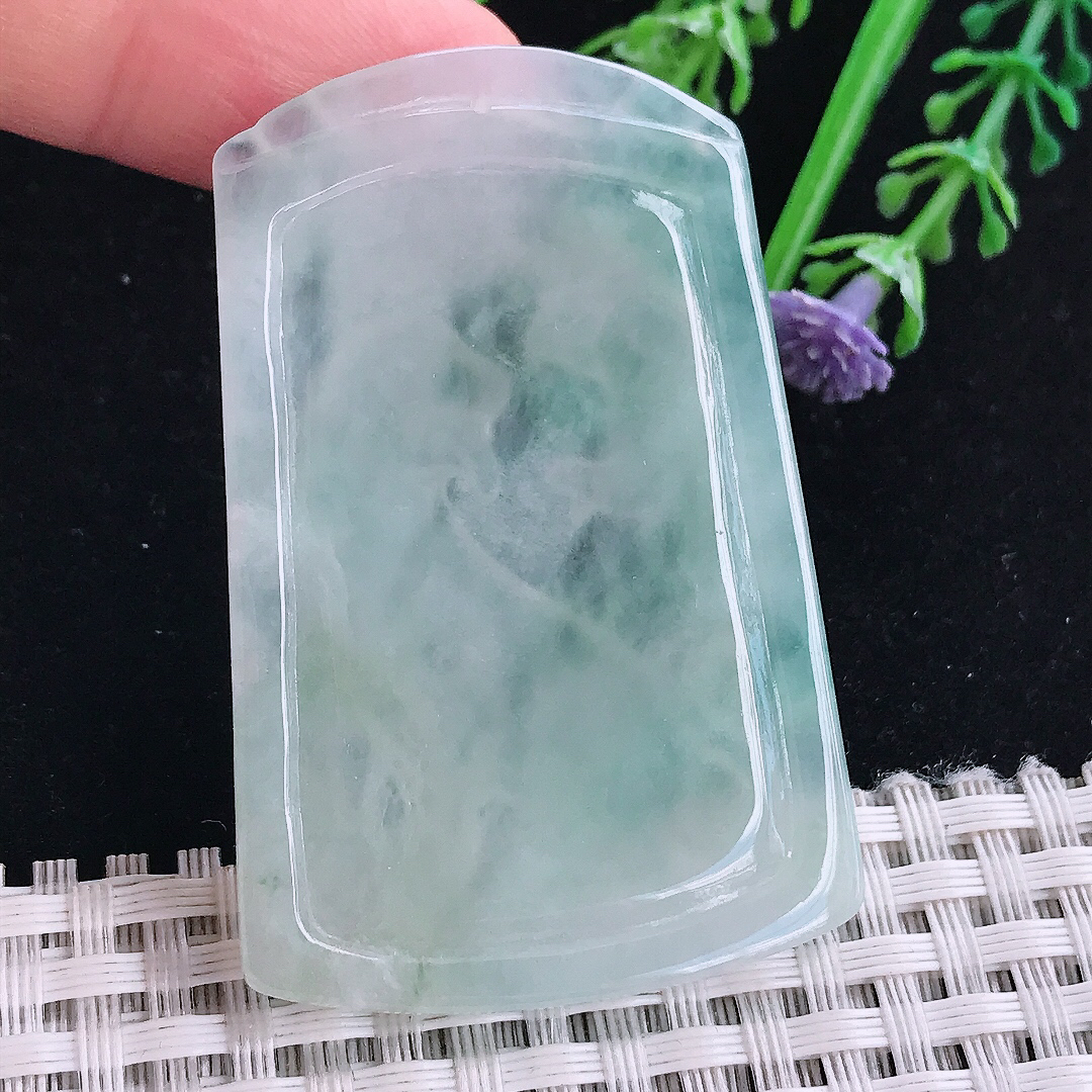 实拍A货翡翠54.8/35.8/5.3老坑冰胶果冻冰晴旺财生肖狗吊坠翡翠玉挂件