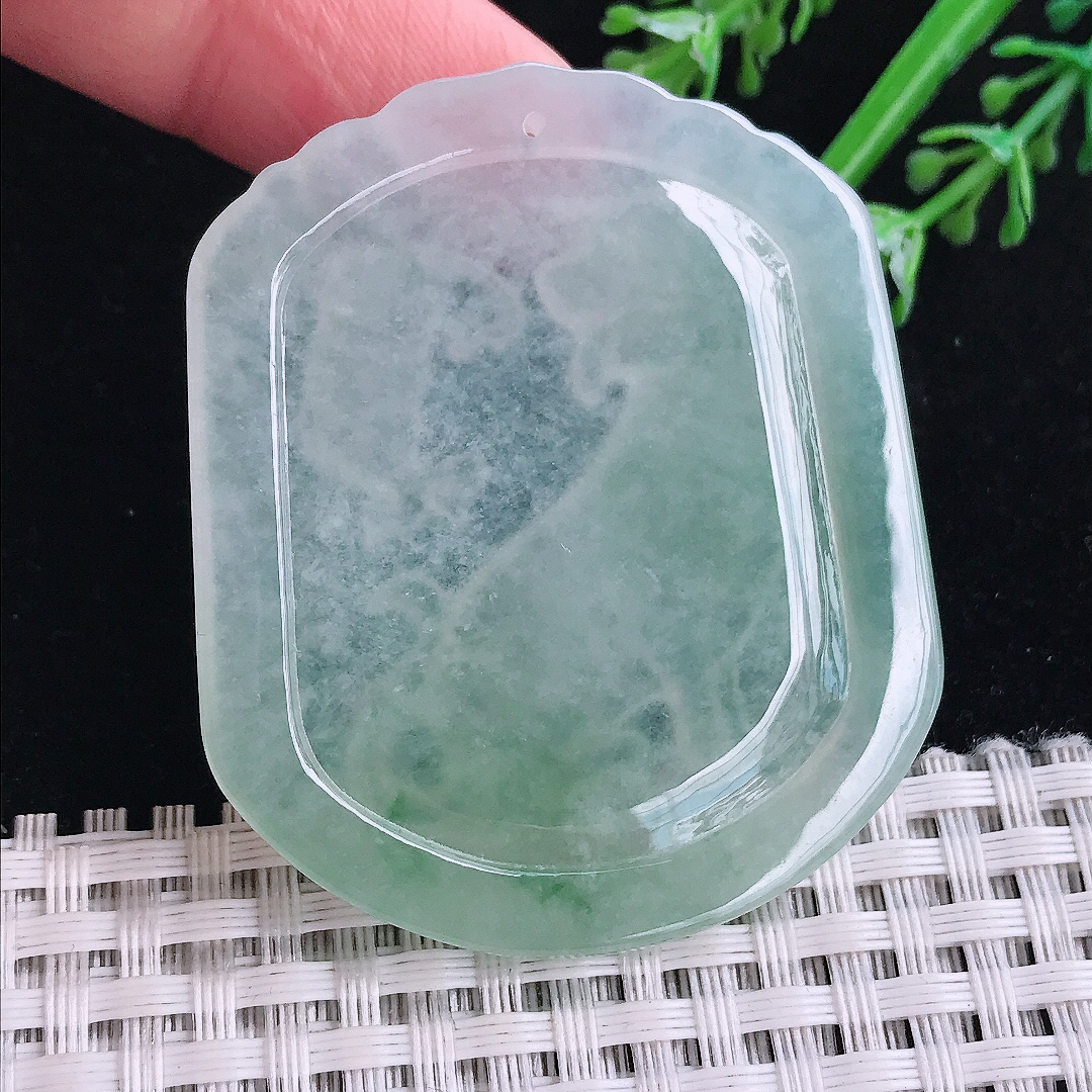 实拍A货翡翠52/44/4.8老坑冰胶果冻冰晴绿生肖狗吊坠翡翠玉挂件旺财