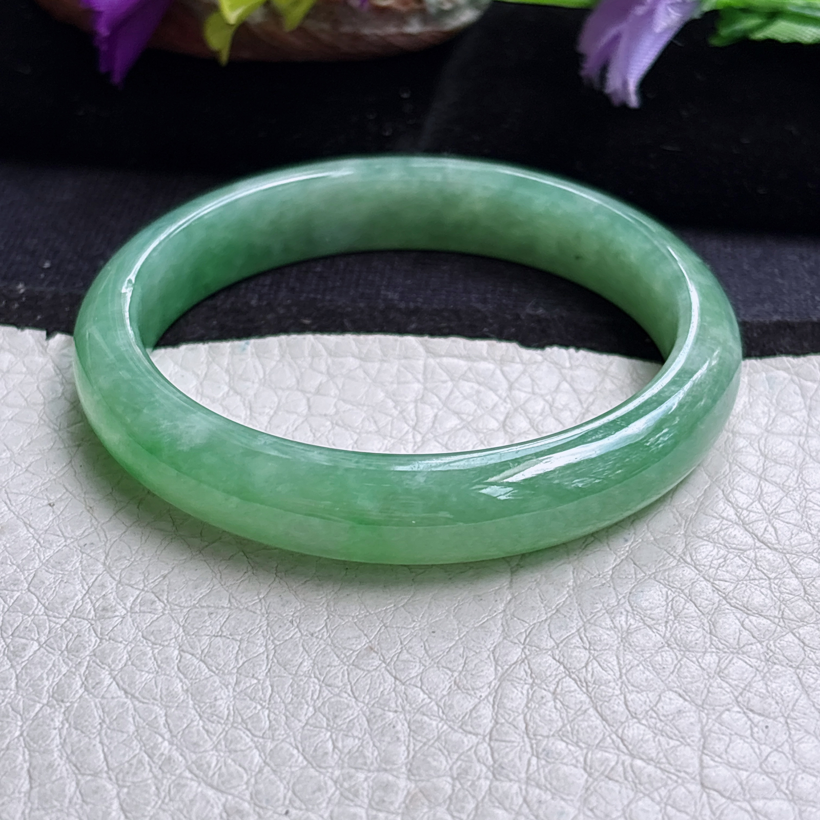 n小圈口52*10.2*6.7平安镯 缅甸翡翠a货手镯冰绿秀气正圈玉镯子