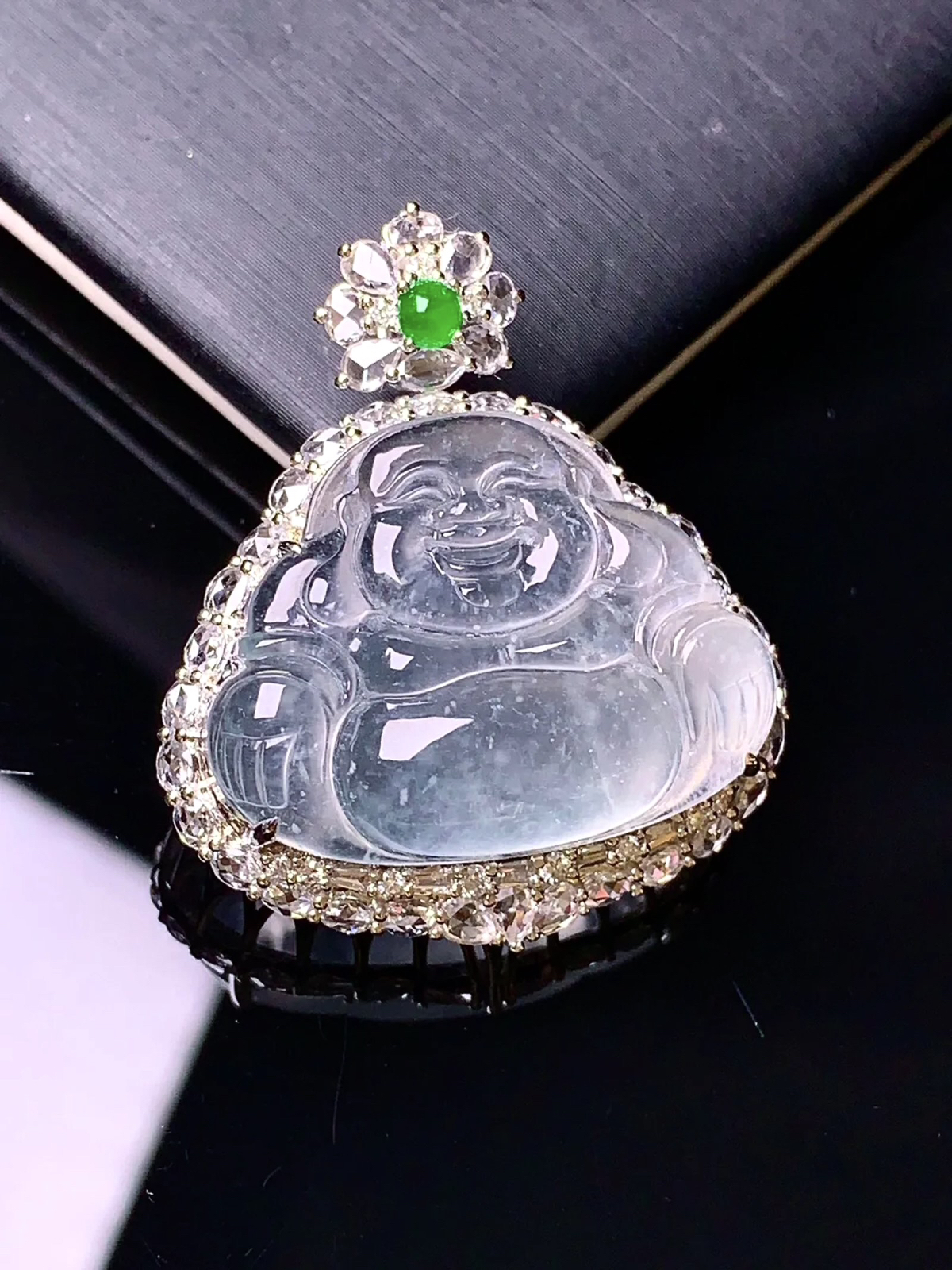 18 K金钻镶嵌玻璃种佛公吊坠 老种冰透 品相好 重金豪镶 B3尺寸32.5*28*11