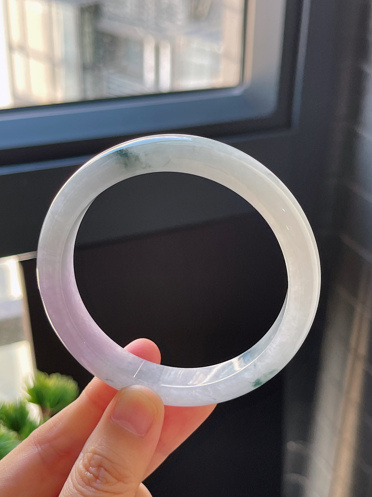 正圈57.6圈口，翡翠冰糯种春带彩手镯