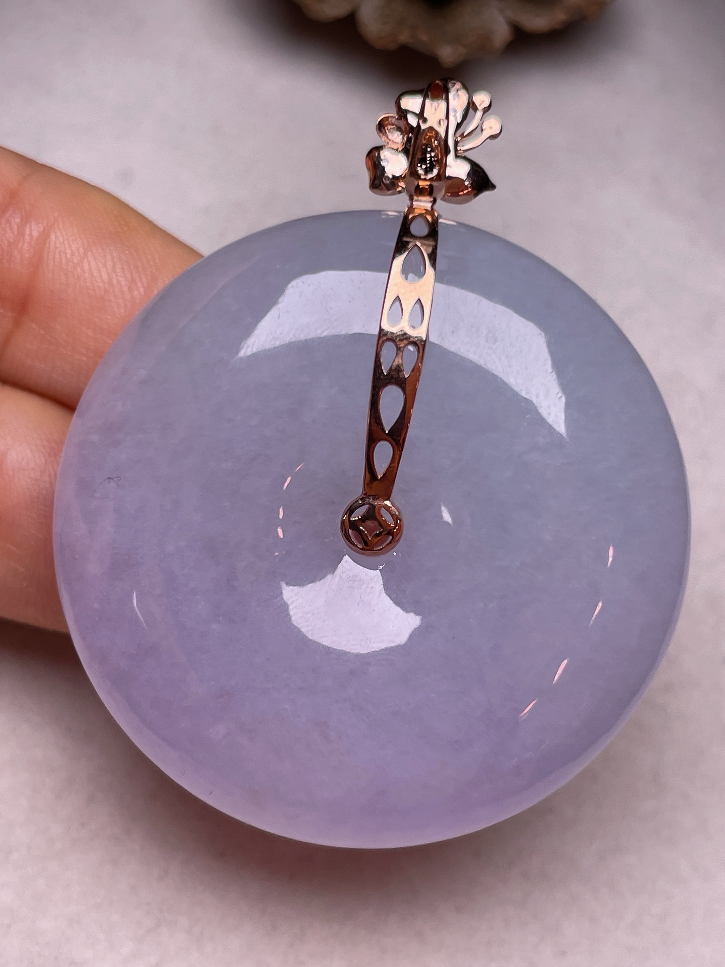 ️ 18k金镶大平安扣，冰糯种满紫，无裂，一手货源整体长54