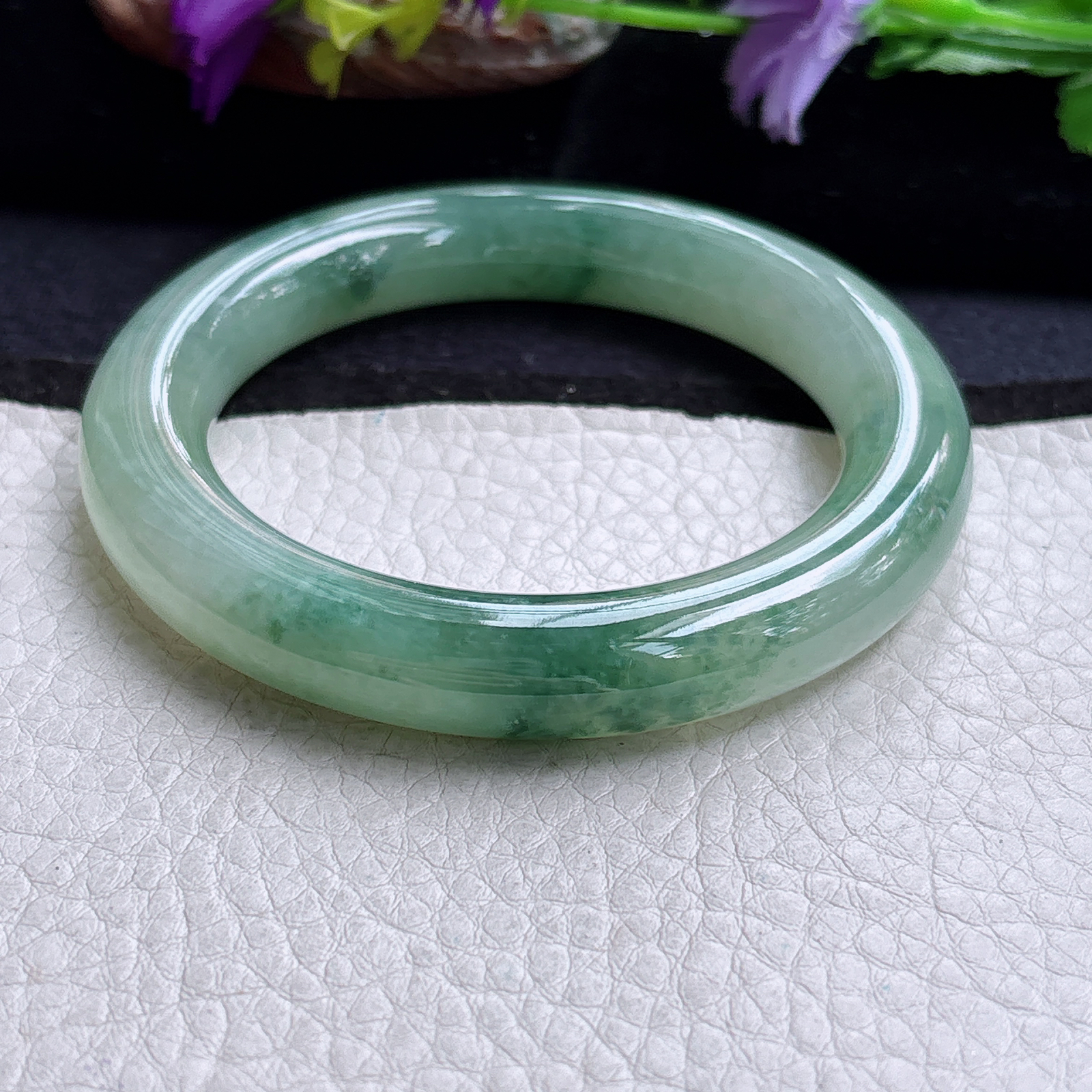 ss实拍54.5*10.8*11美人镯 缅甸翡翠a货手镯满绿飘花圆条玉镯子