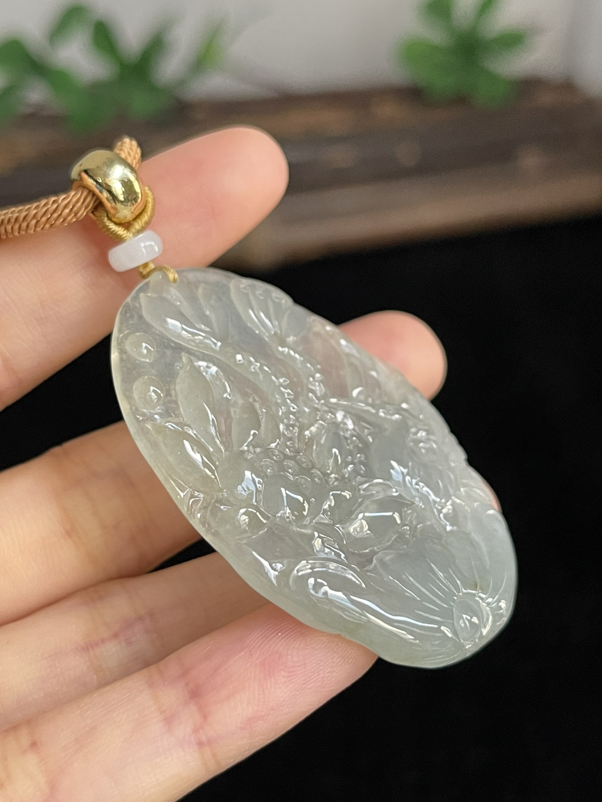 翡翠花件，配珠未测
