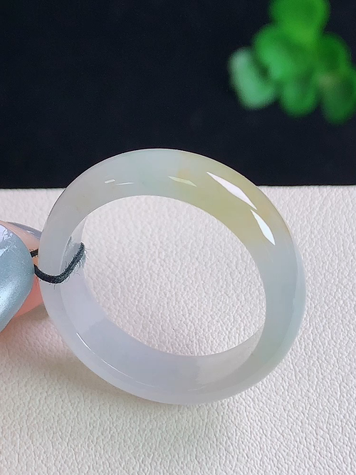 冰黄翡指环，无裂，尺寸19.2/6.2/3.1，20号，№:y289405  25