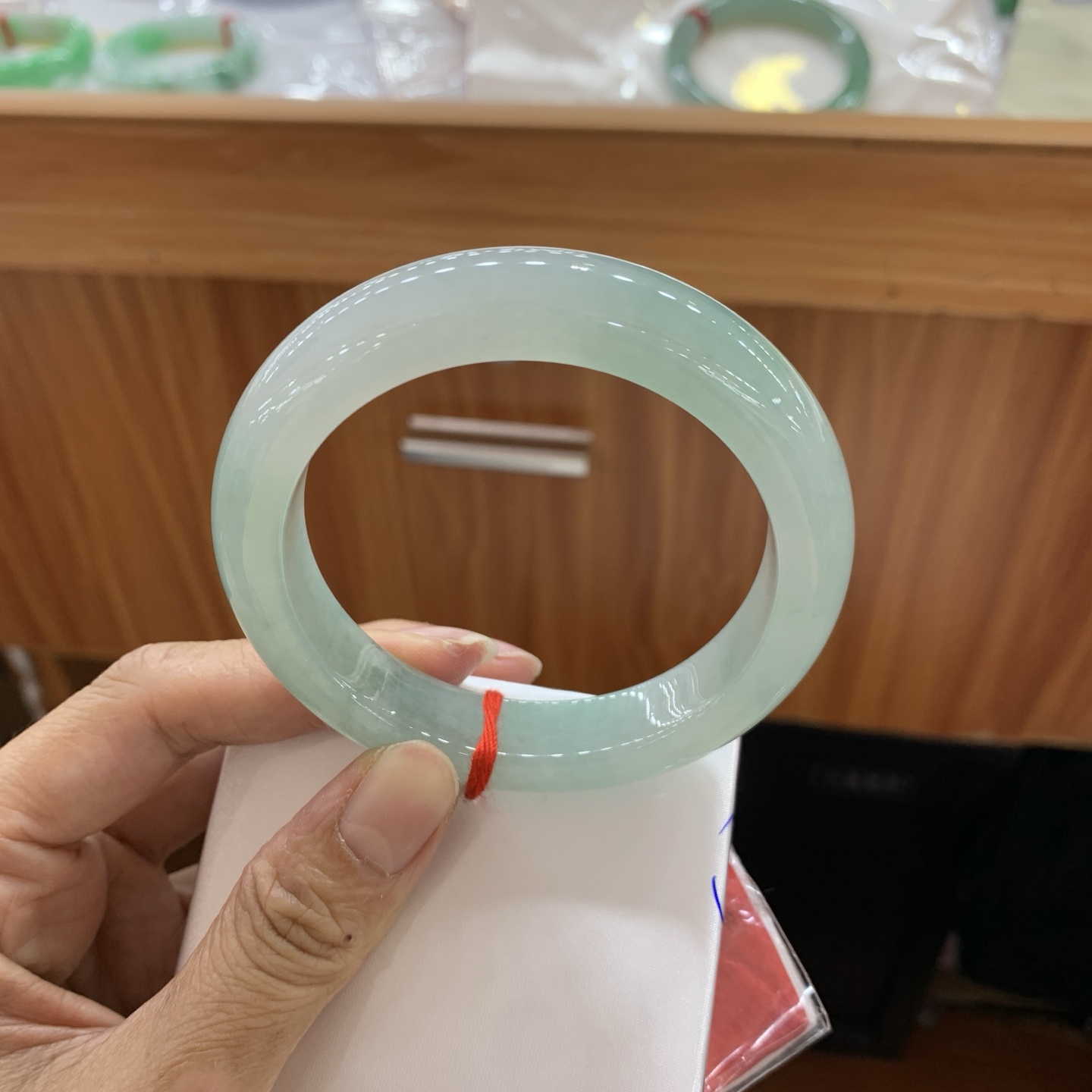 042814FN 绿底正圈翡翠手镯 56-12.8-10.1