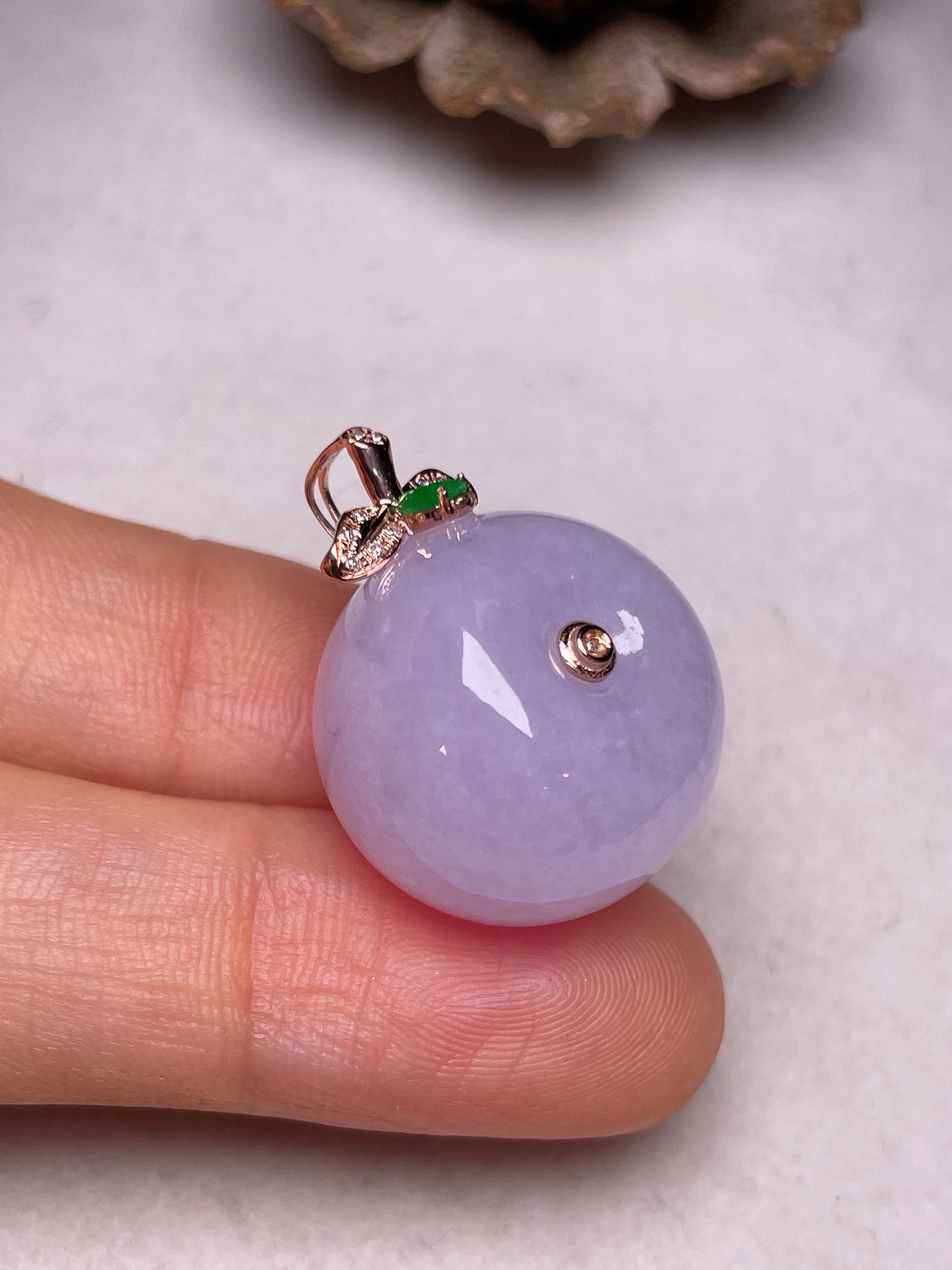 ️，18k金镶平安扣，冰糯种满紫，无裂，一手货源裸石尺寸18.5/14.8长24