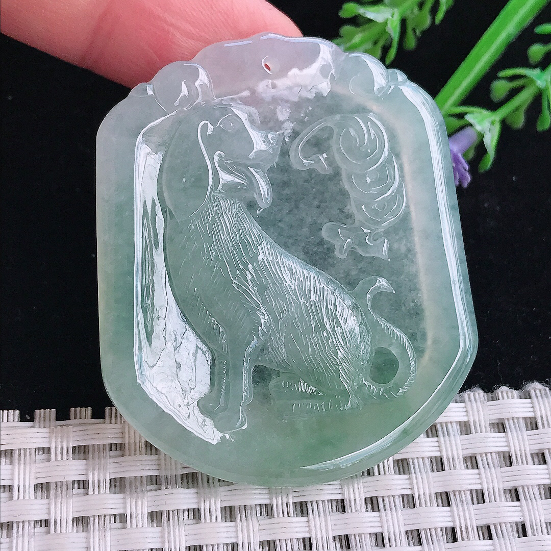 实拍A货翡翠52/44/4.8老坑冰胶果冻冰晴绿生肖狗吊坠翡翠玉挂件旺财
