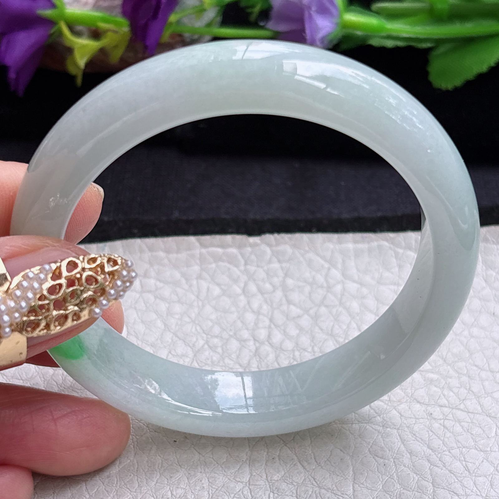 n白底青54.8*12*8平安镯 缅甸翡翠a货手镯飘阳绿秀气正圈玉镯子