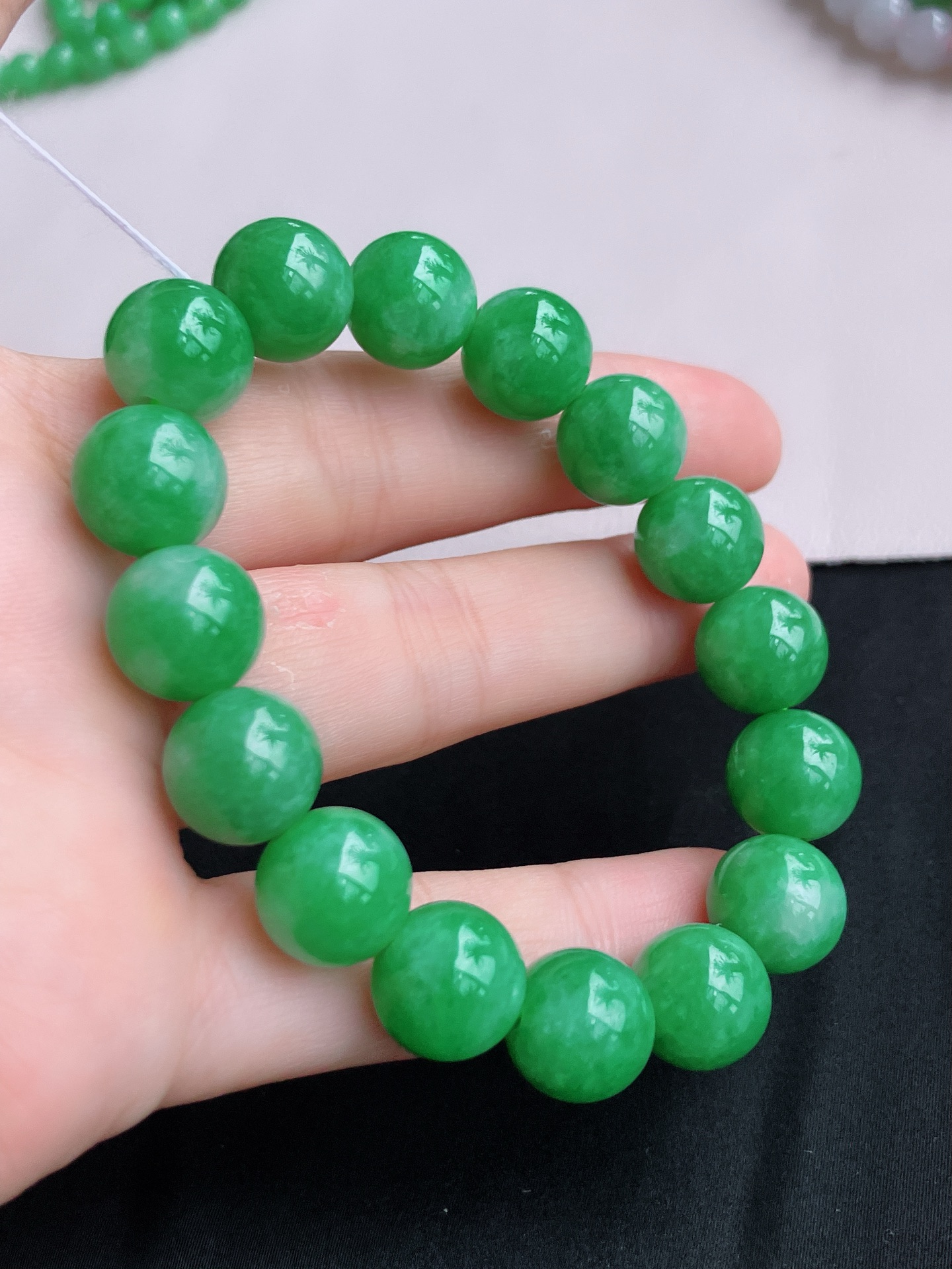 ️，果绿手串，色美清爽，尺寸12，自然光实拍