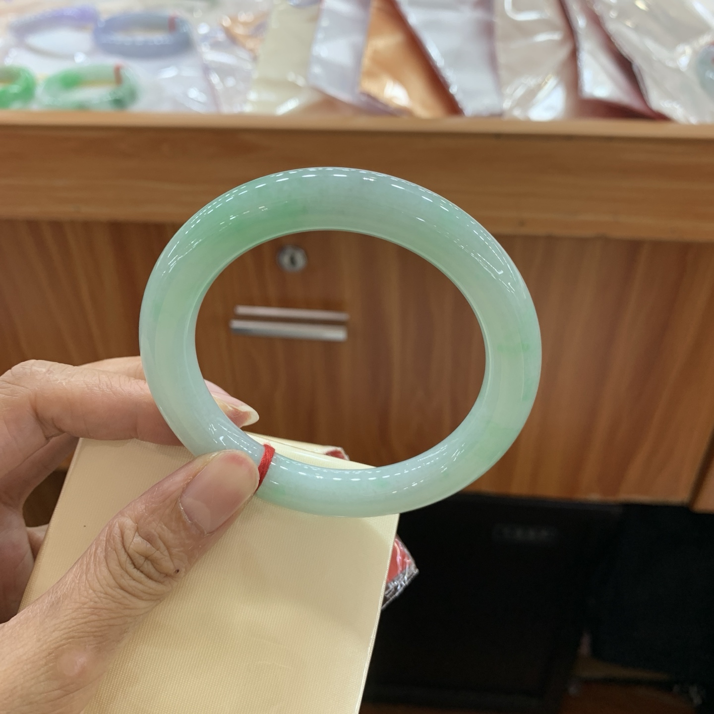 042808FN，满绿圆条翡翠手镯，59-10.5-10.6