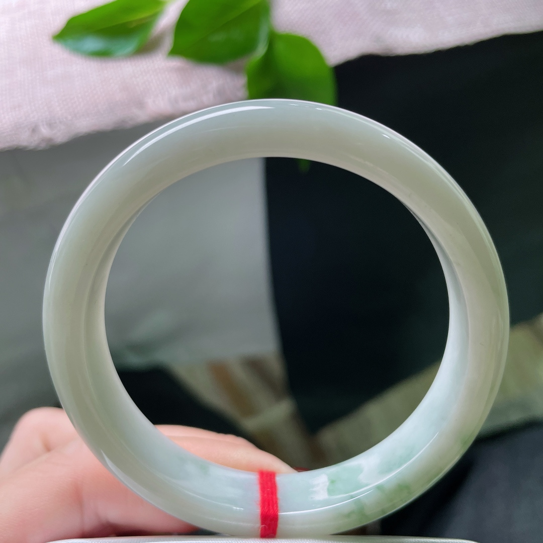 56.6/11.7/7.7飘花正圈，水润细腻，优雅大方，一抹飘花，清心，有纹，ss51765a