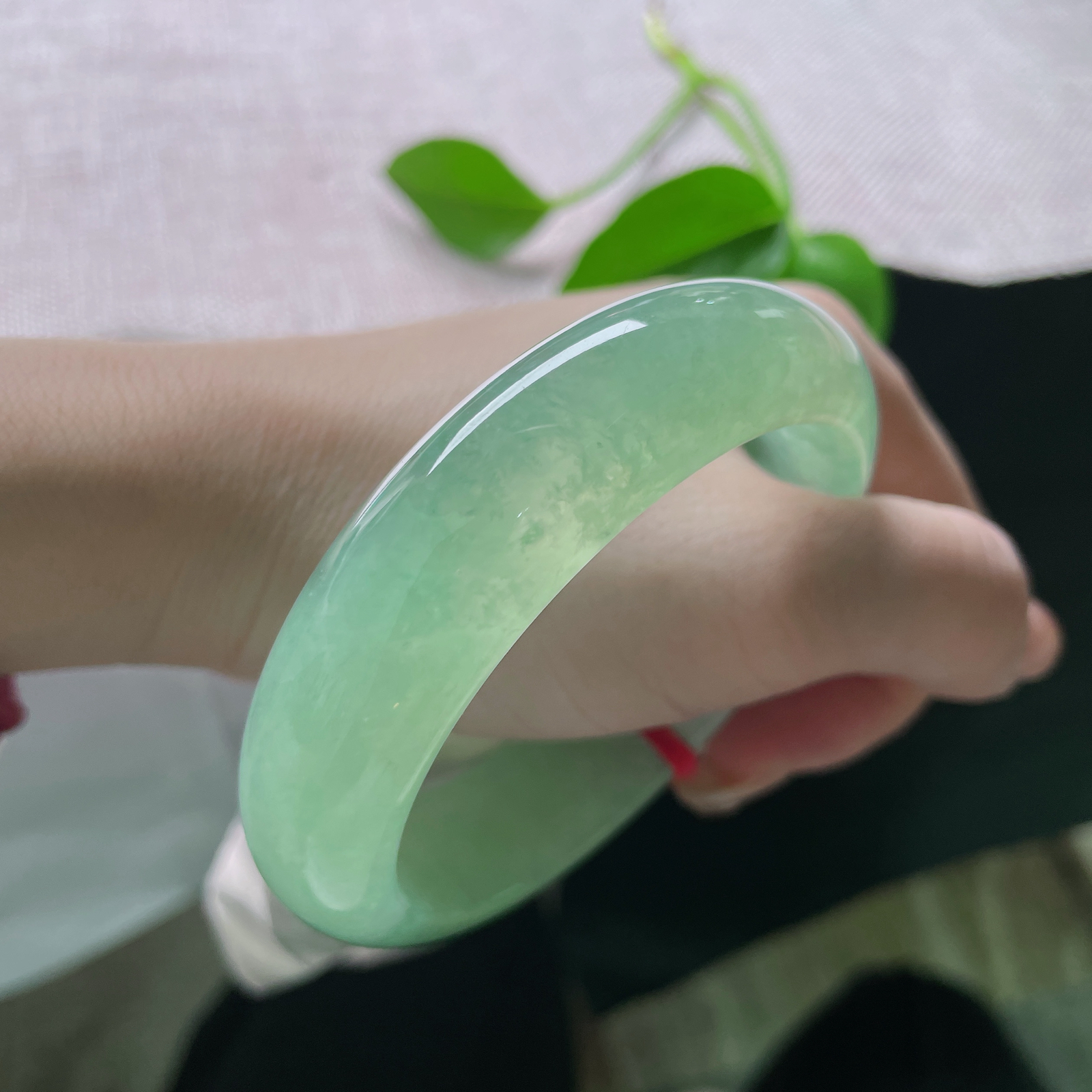 59.8/16.7/9.1绿底正圈，冰润细腻，宽版，完美。洒金，ss49604a..