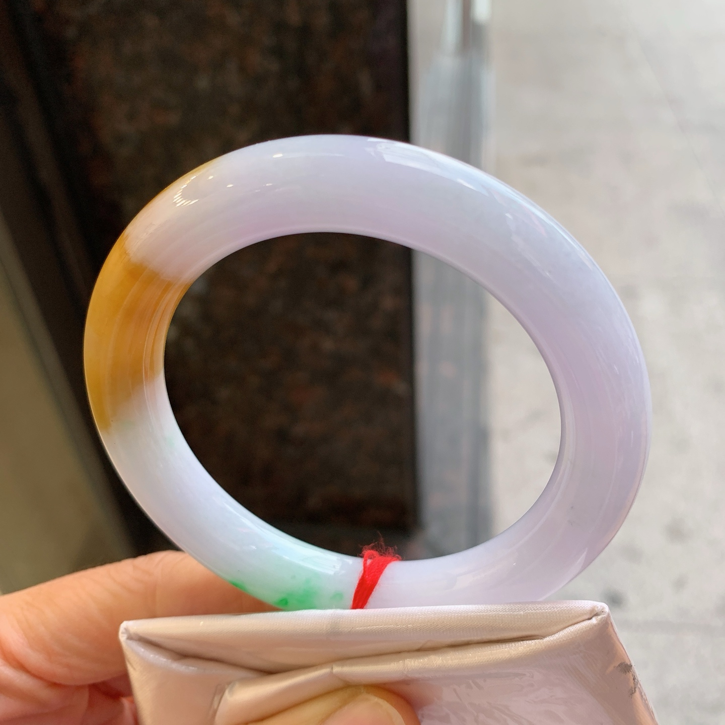 圆条双彩，无裂，尺寸：57/11，特色料子