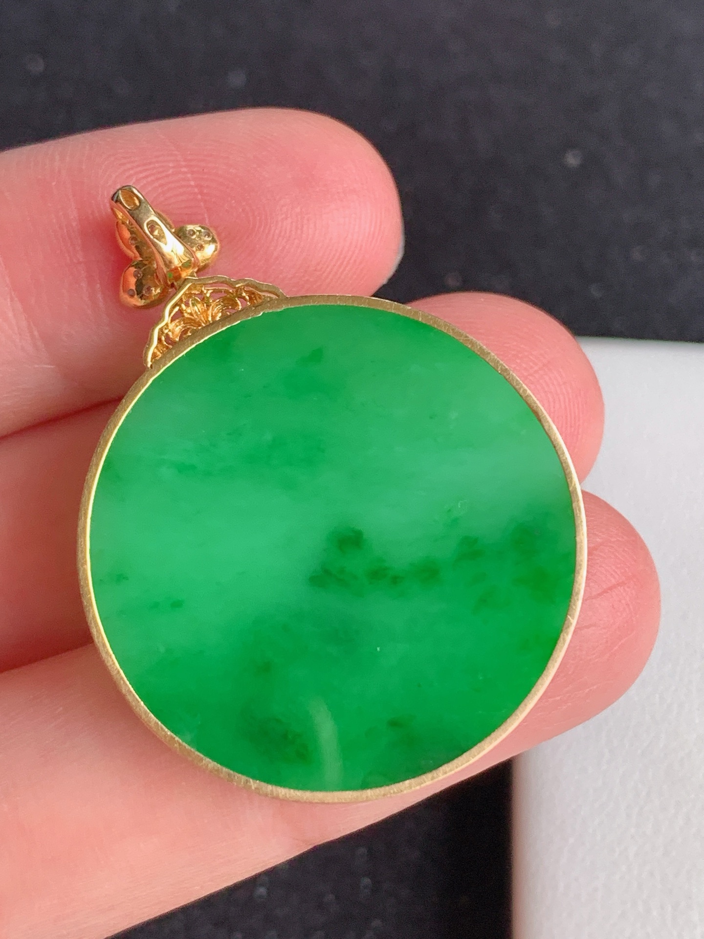 ️，18k镶嵌冰绿无事牌，无裂尺寸：35/8，编号