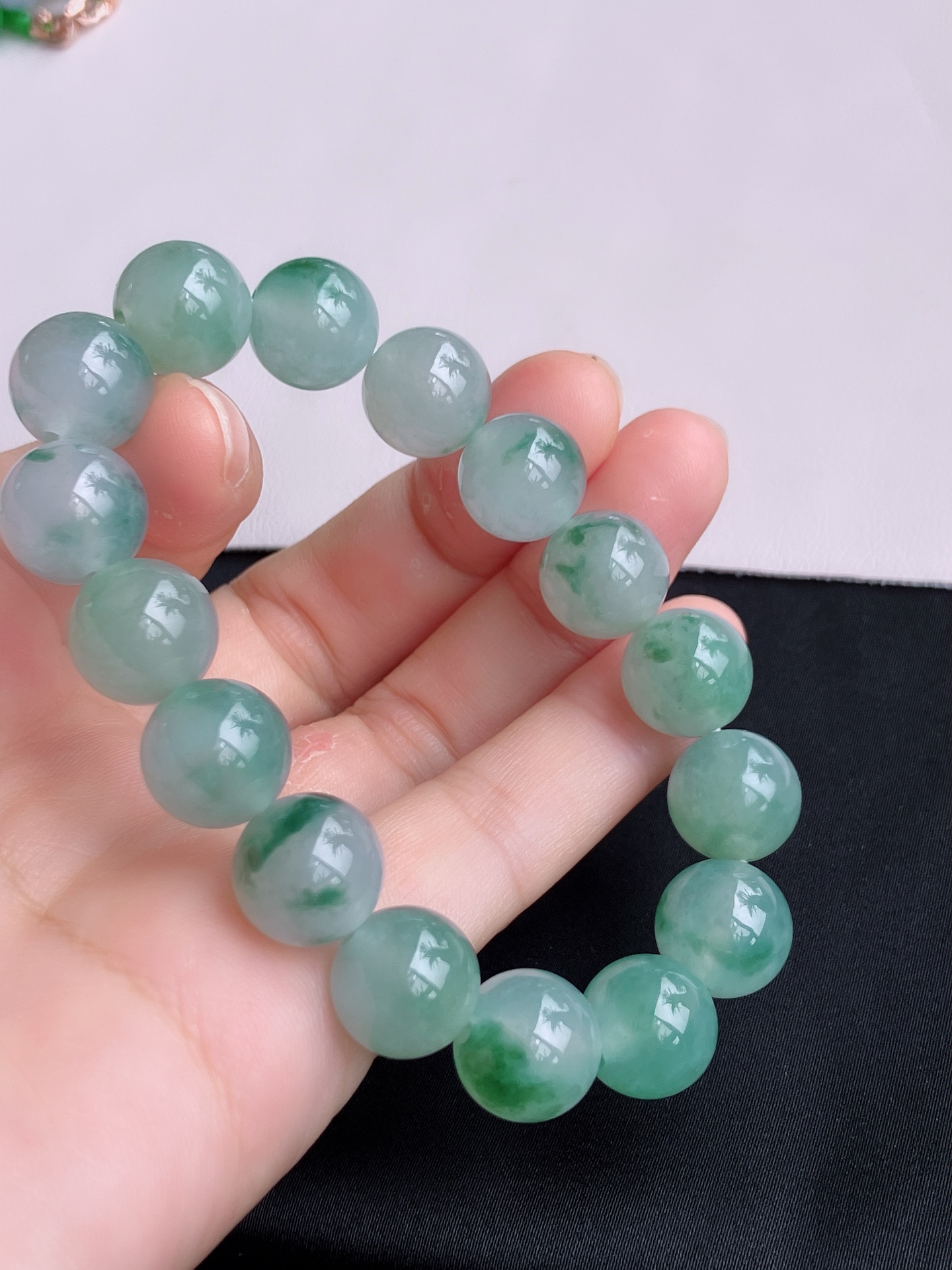 ️，冰飘花手串，晶莹剔透，花色清爽，尺寸12.5，自然光实拍