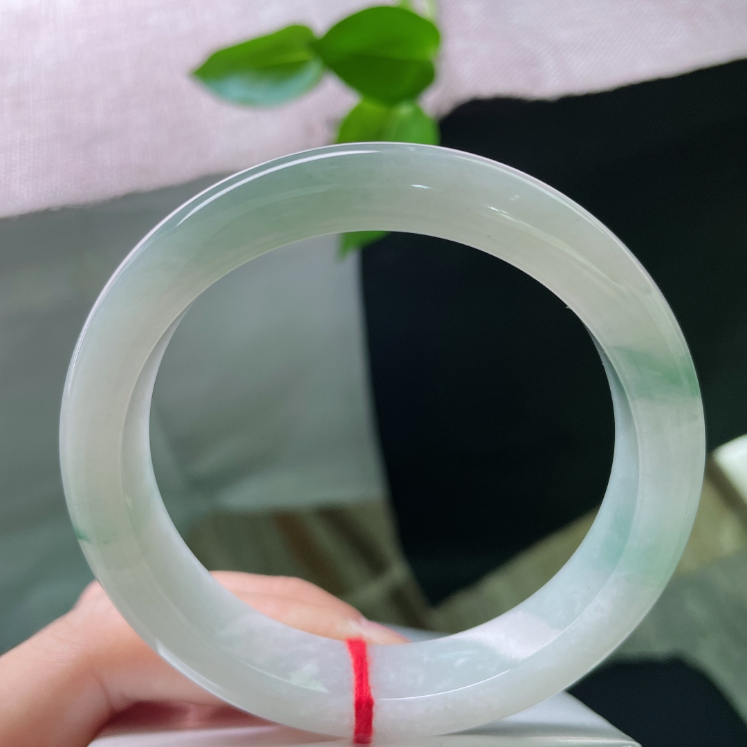 60/12.5/8.6，飘花正圈，水头好，种老，大圈口，上手经典大气，皮纹，ss49702a