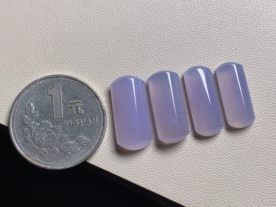 ️ 粉紫马鞍形，紫色漂亮，种水，无裂，尺寸20*9.3*5.2、19*7.5*4.2，编号