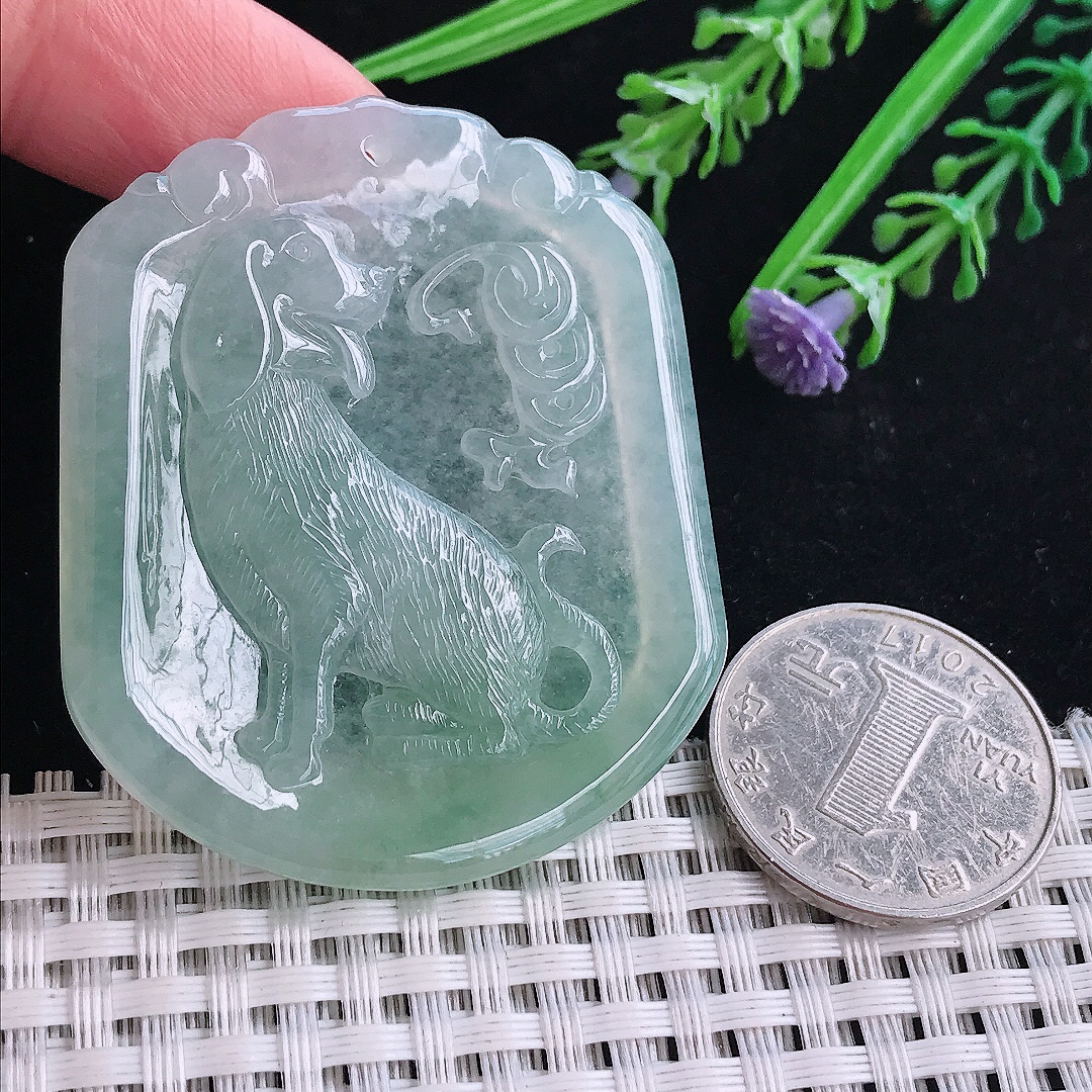 实拍A货翡翠52/44/4.8老坑冰胶果冻冰晴绿生肖狗吊坠翡翠玉挂件旺财