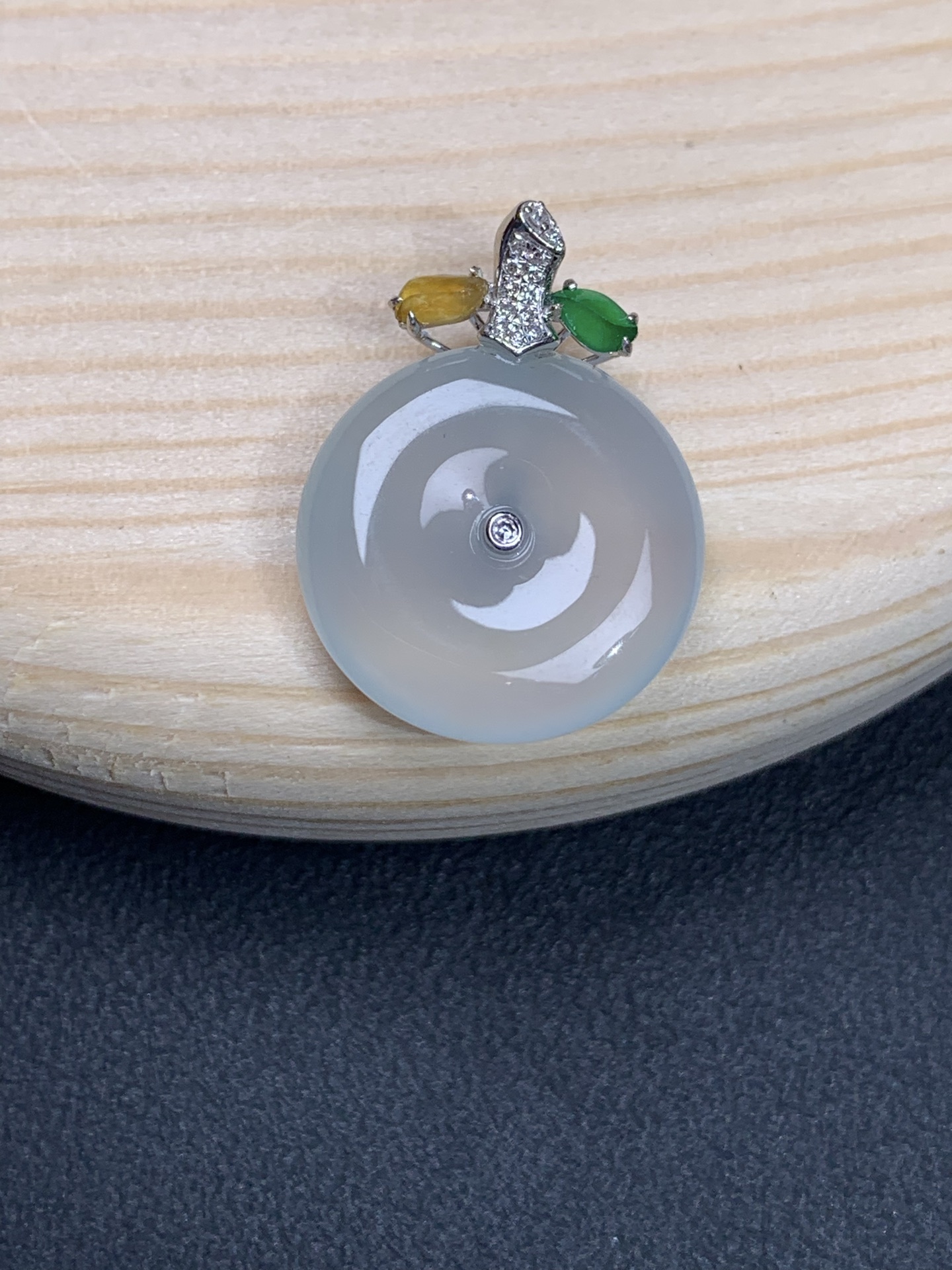 18k金镶嵌冰起光平安扣吊坠22.5/17/4.6