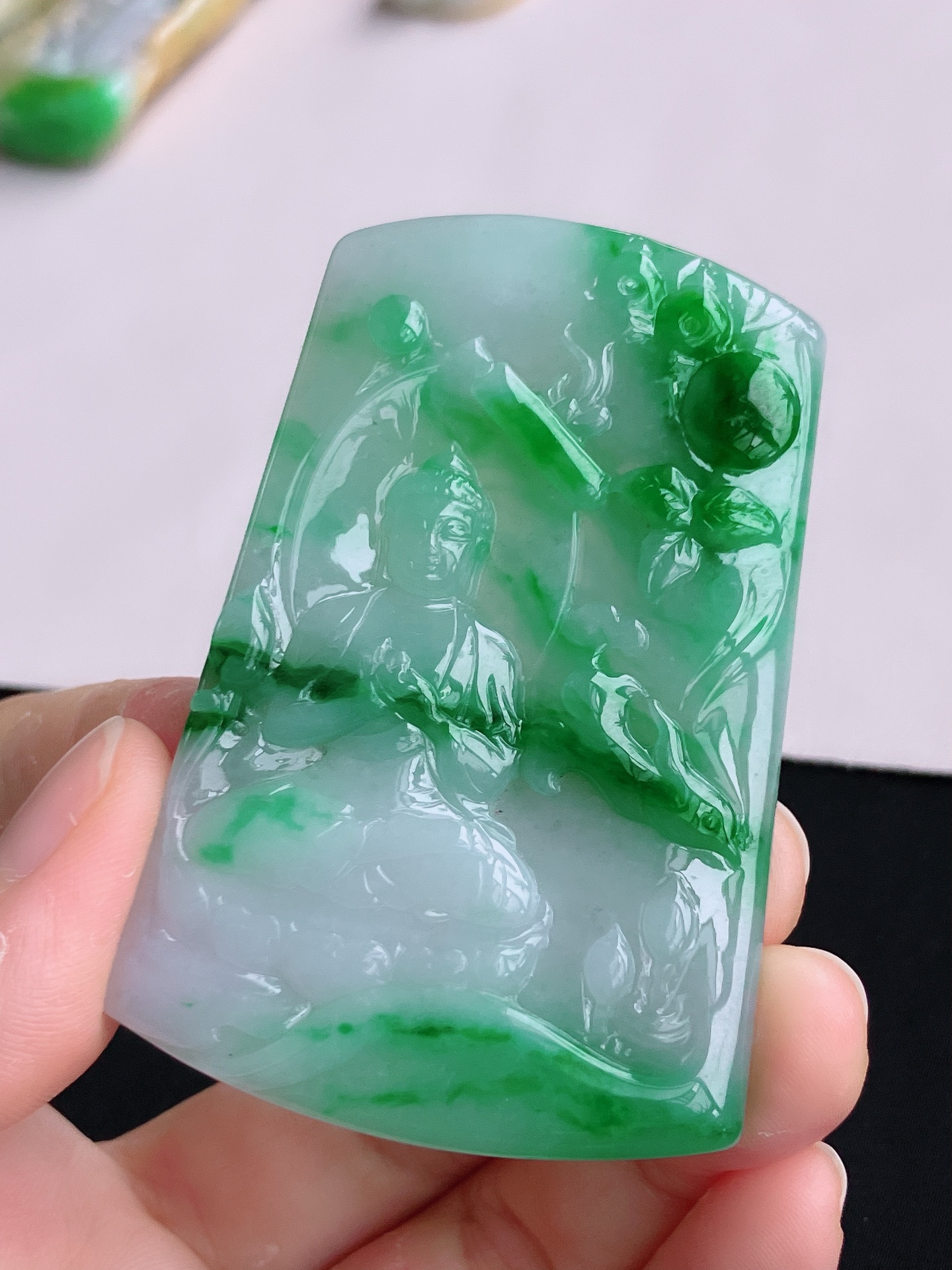 ️，冰飘绿阿弥陀佛，花色清爽，尺寸71/47/6.8，自然光实拍