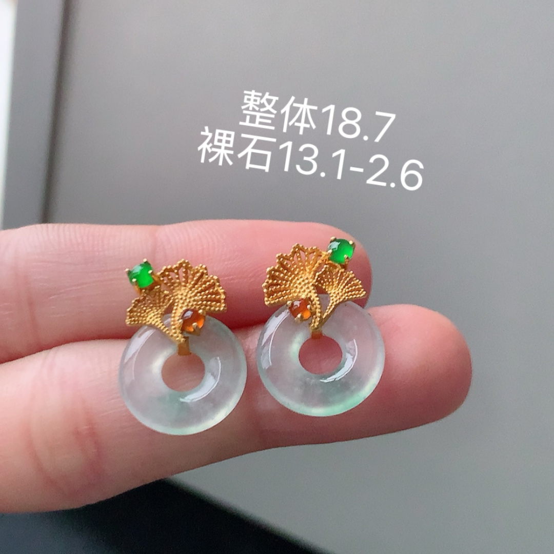 高冰飘花甜甜圈耳钉，种水好，冰润通透，上耳优雅迷人，货号79428，13.1-2.6