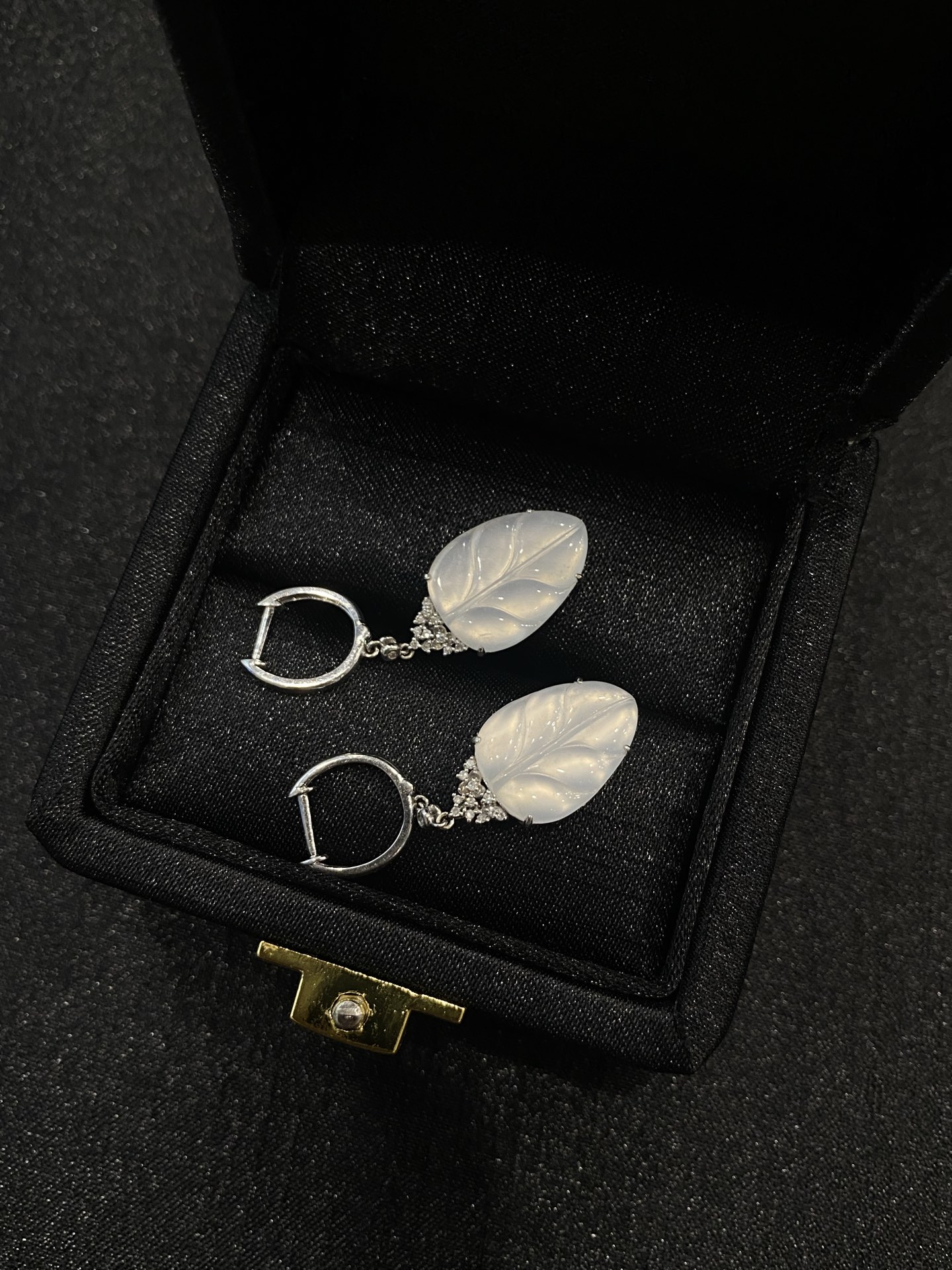 20260428（四）,18K茅台白树叶耳坠,整体39/12/4.4,裸石17.1/12/2.2