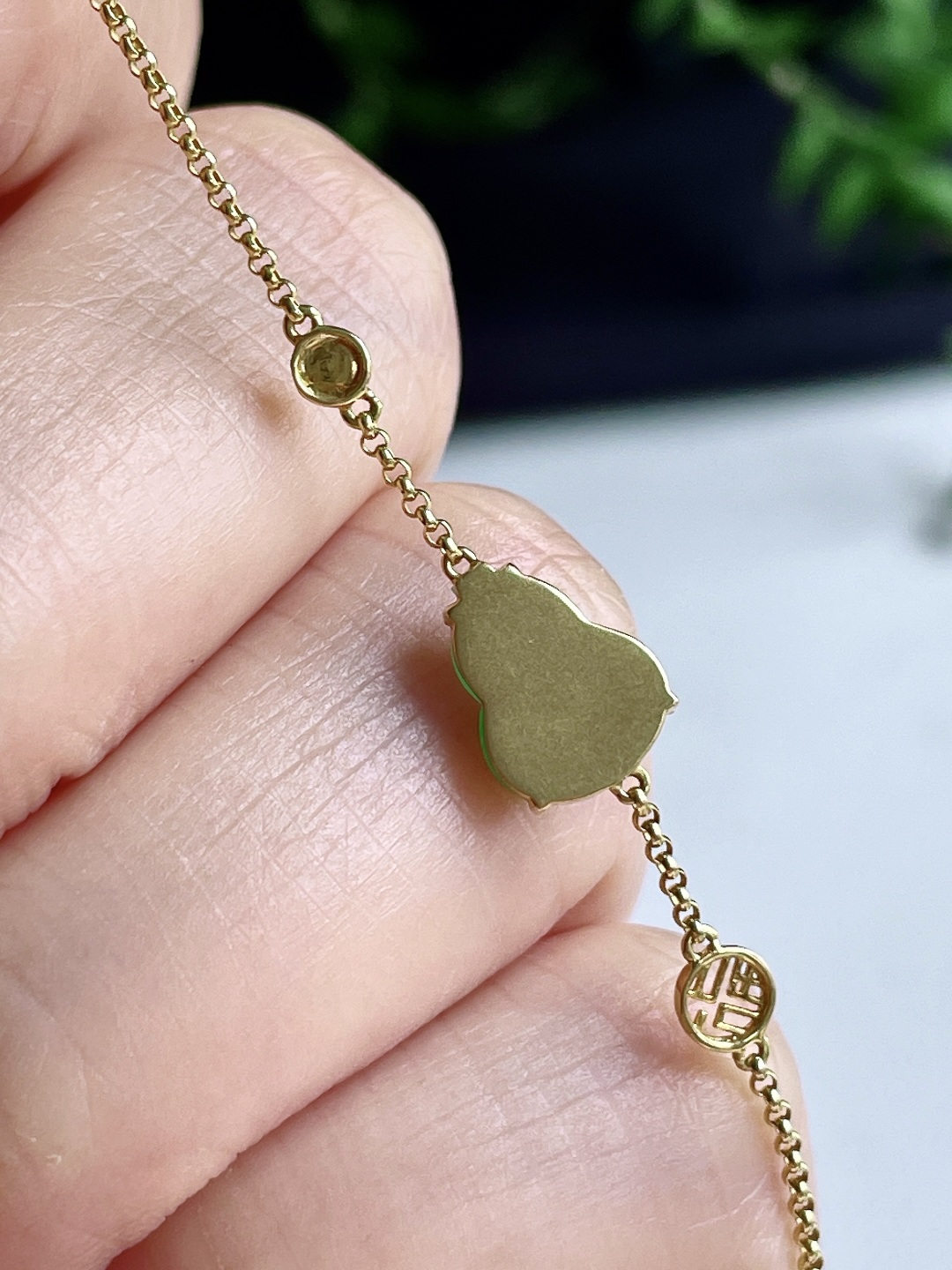 冰种阳绿葫芦手链，18k金镶嵌，，性比高，9.4/7/3，1.3克