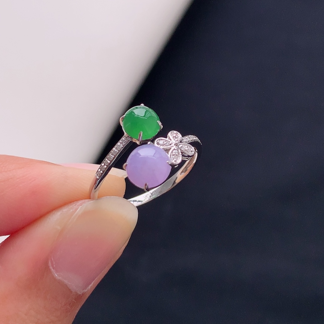冰紫绿女戒。品相喜悦，饱满底子细腻，佩戴优雅灵气货号25427，5.8-5.9-2.5