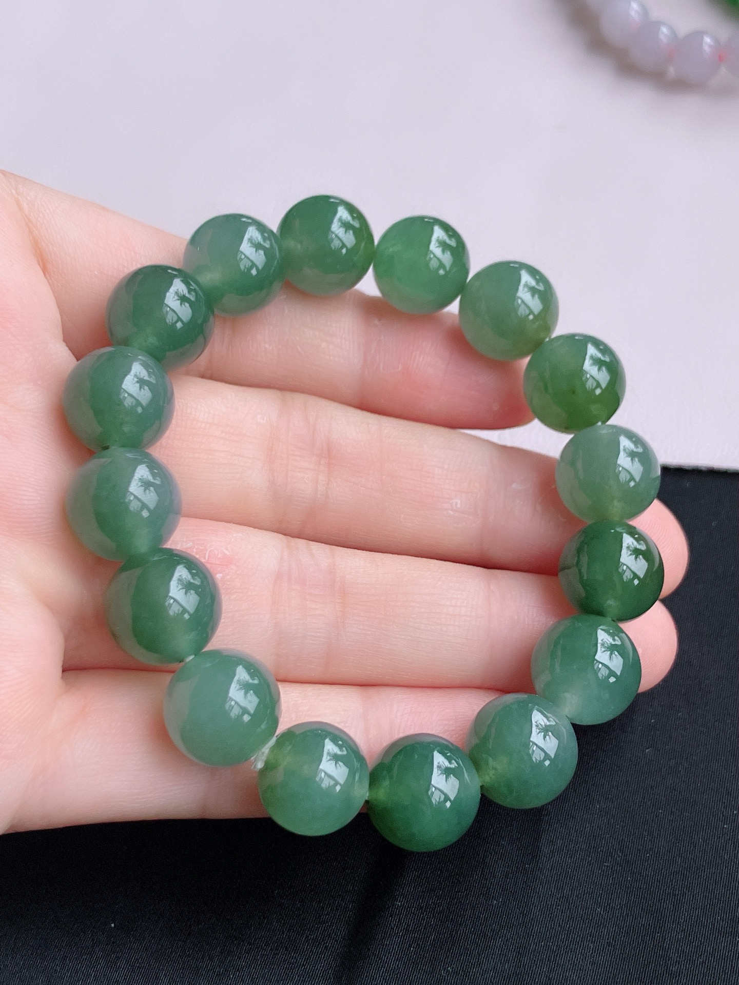 ️，油绿手串，晶莹剔透，尺寸12.3，自然光实拍