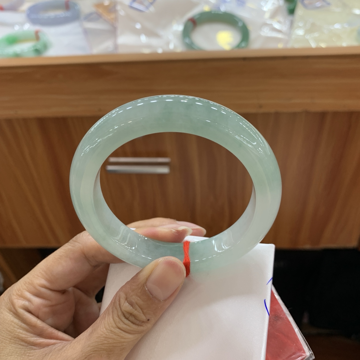 042814FN 绿底正圈翡翠手镯 56-12.8-10.1