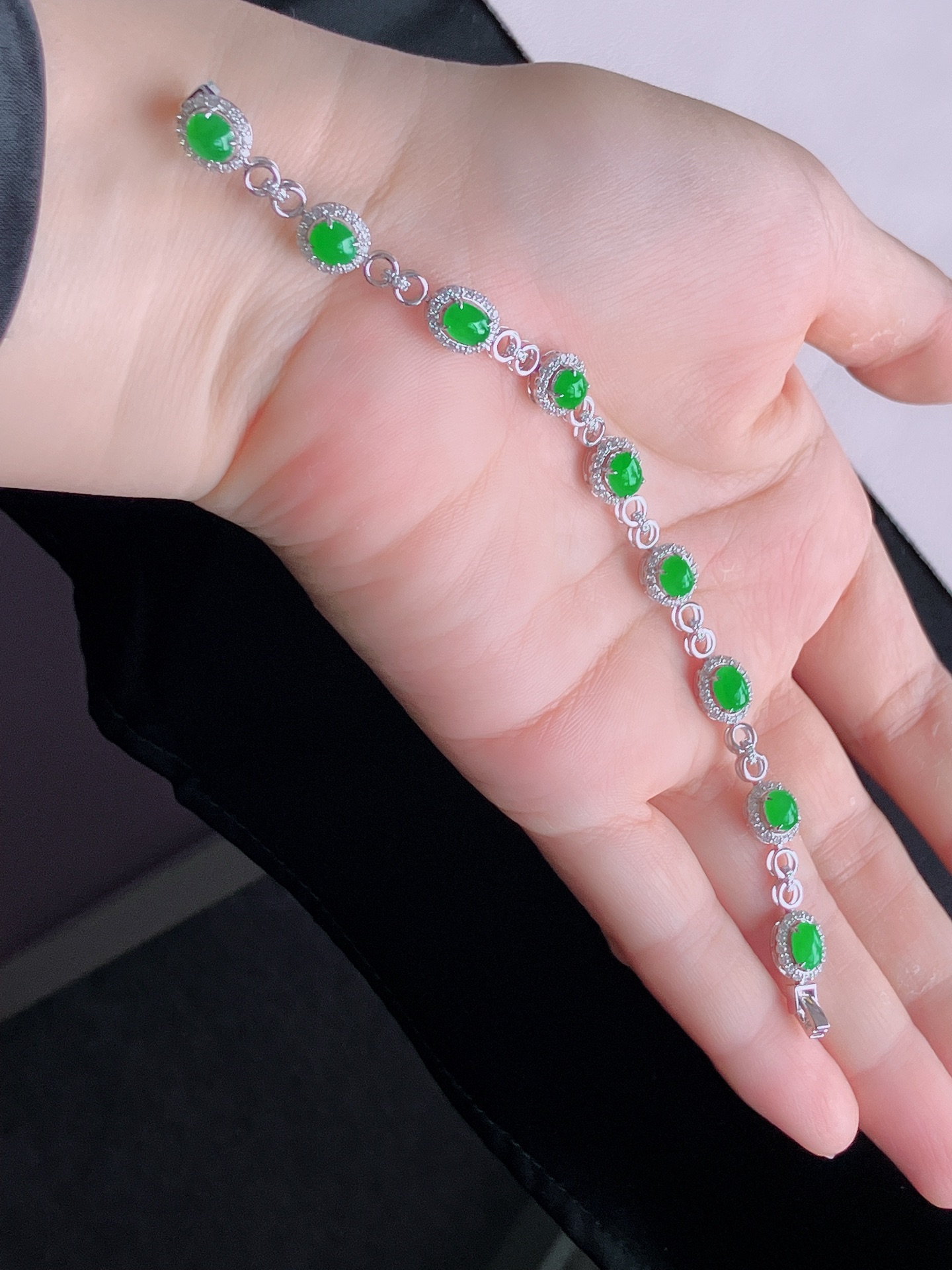 ️，阳绿手链，简约时尚，尺寸6.6/5/6，自然光实拍