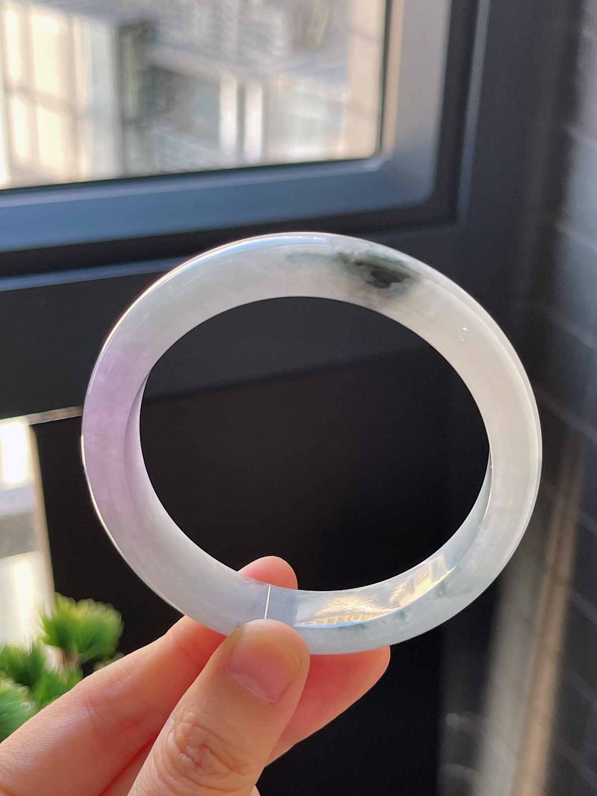 正圈57.6圈口，翡翠冰糯种春带彩手镯