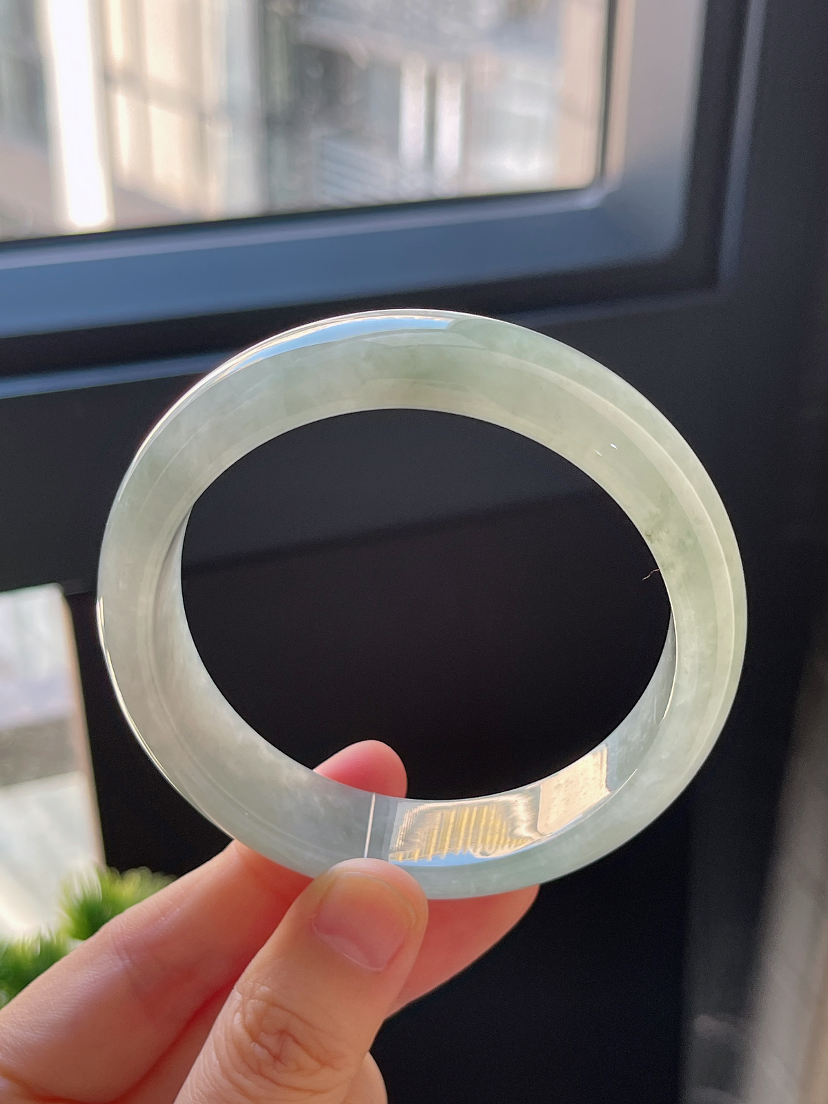 正圈58.5圈口，翡翠糯化种绿色手镯