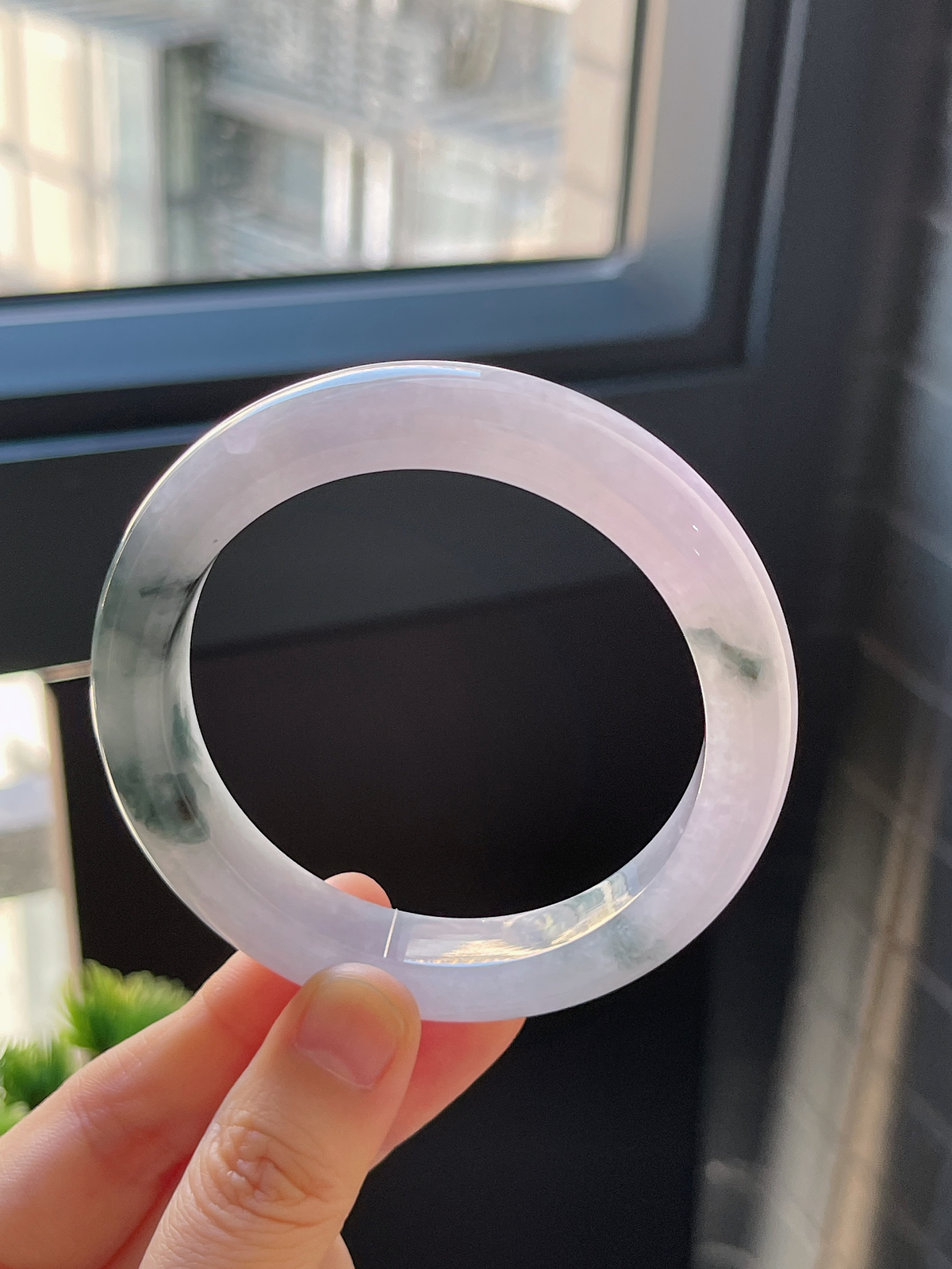 正圈56.6圈口，翡翠冰糯种春带彩手镯