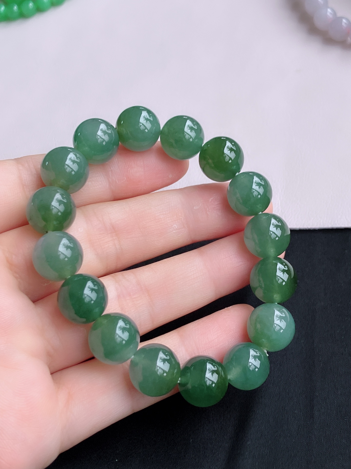 ️，油绿手串，晶莹剔透，尺寸12.3，自然光实拍